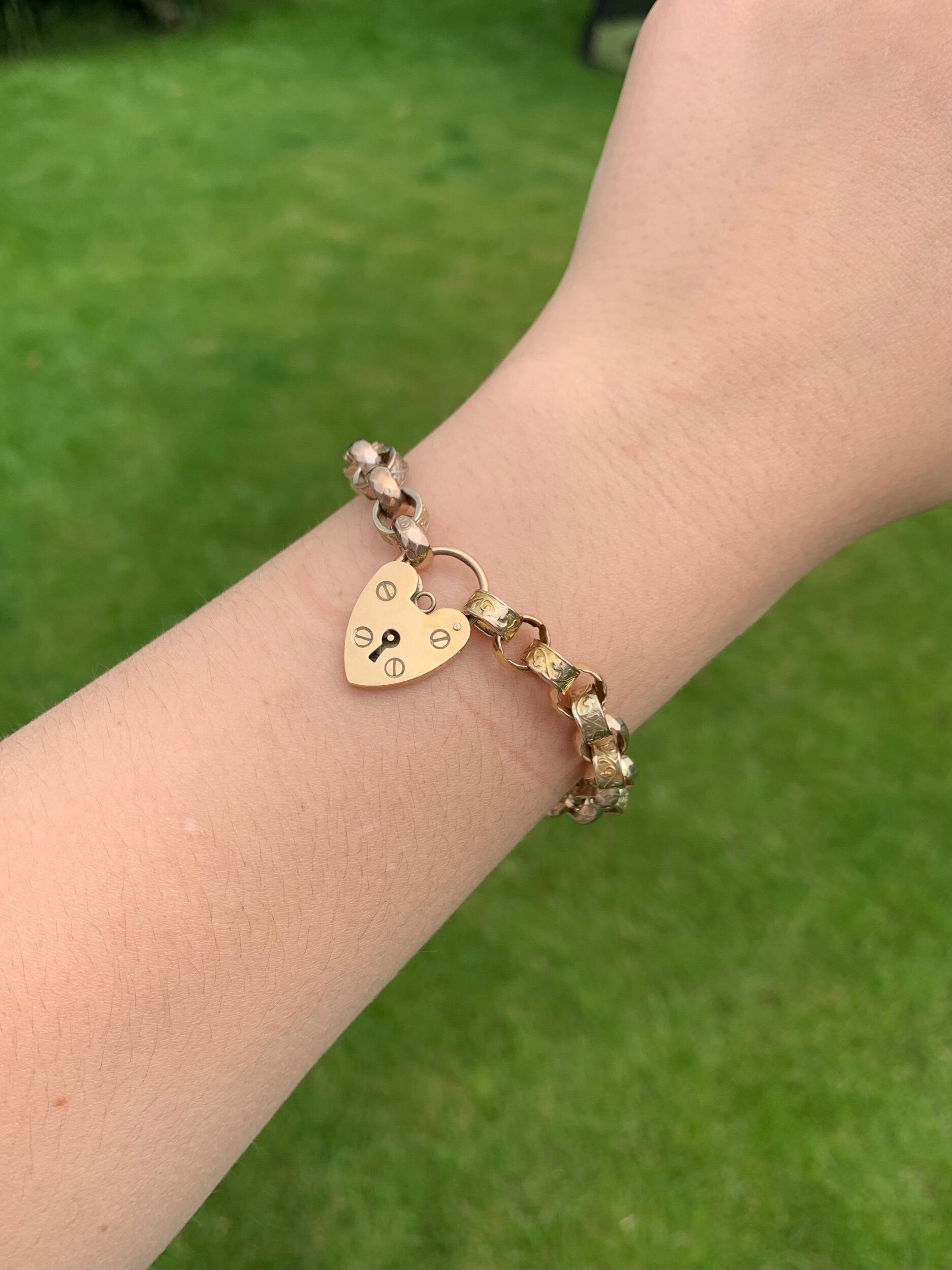 41331E89-D91D-4837-9E0B-47D5755A42BA