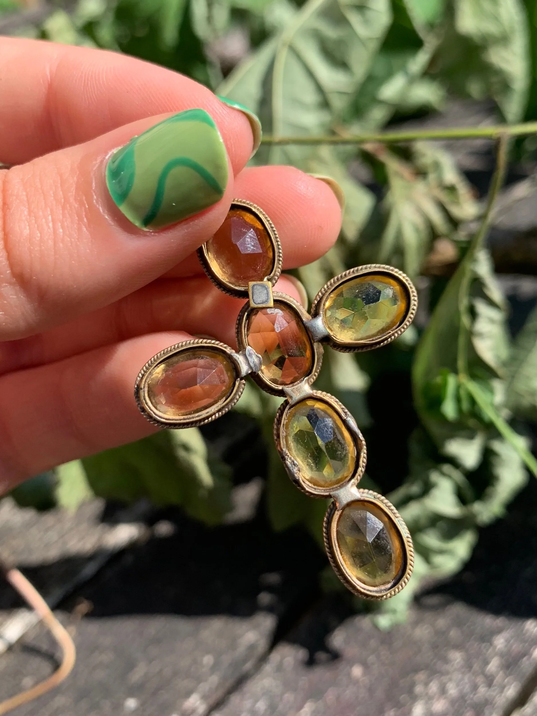 33FB69FE-4C5E-488F-9049-11056B79426A