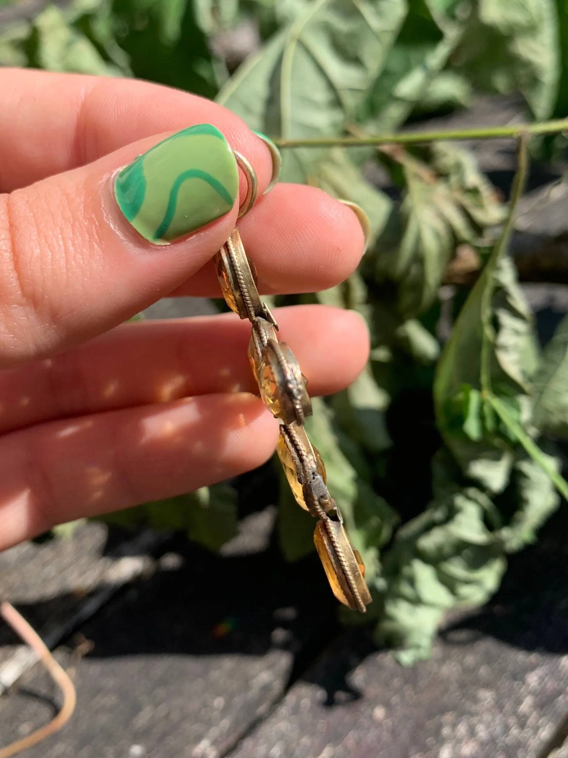 6CC5A4A6-5CD9-409D-8608-EA08298204EF