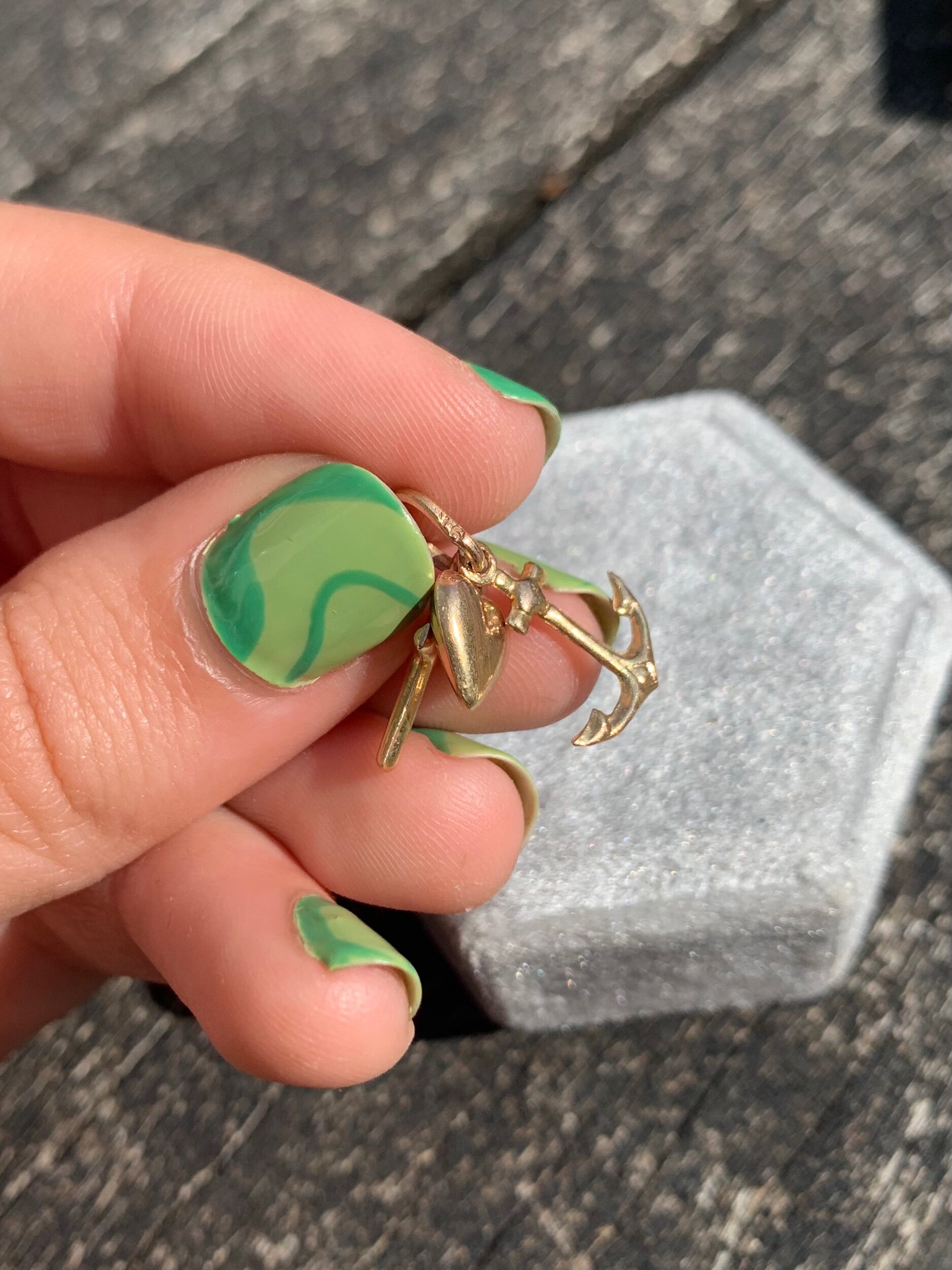 508EE7B5-129C-4484-843C-C3514764758E