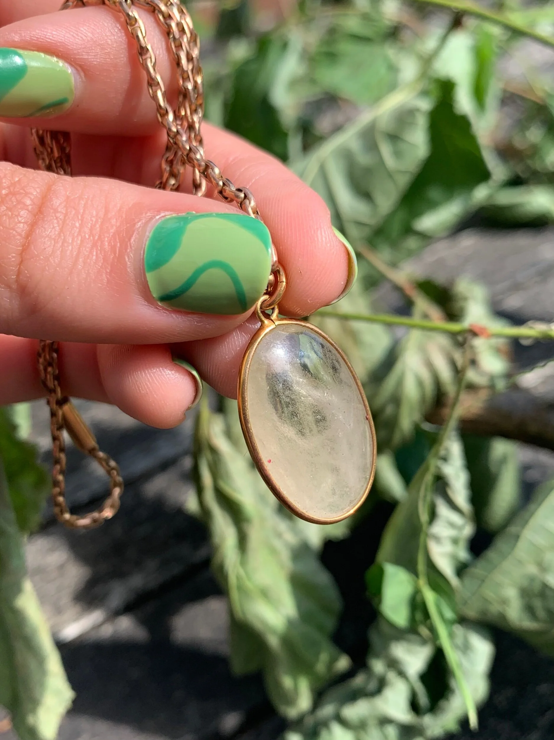 E5697142-5897-482A-AFFF-C02E39D2A79A