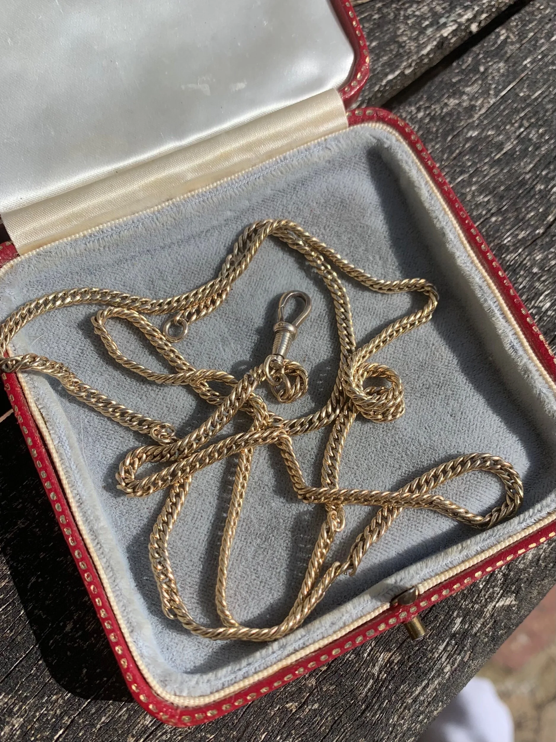 00E4A3ED-C4CD-43BF-AFCC-8EB61236CE3C