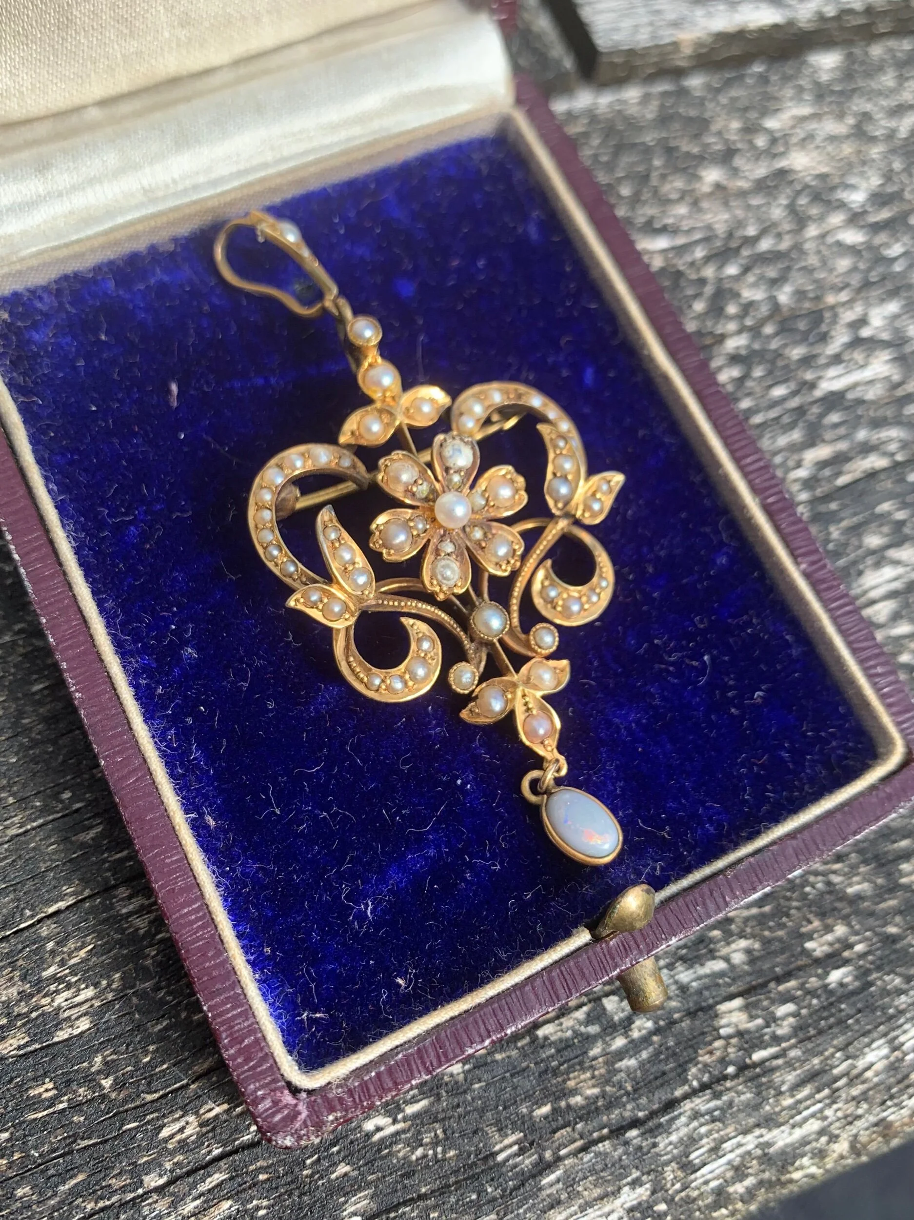 2FECFA71-7901-4A2E-B027-7AC985F56789