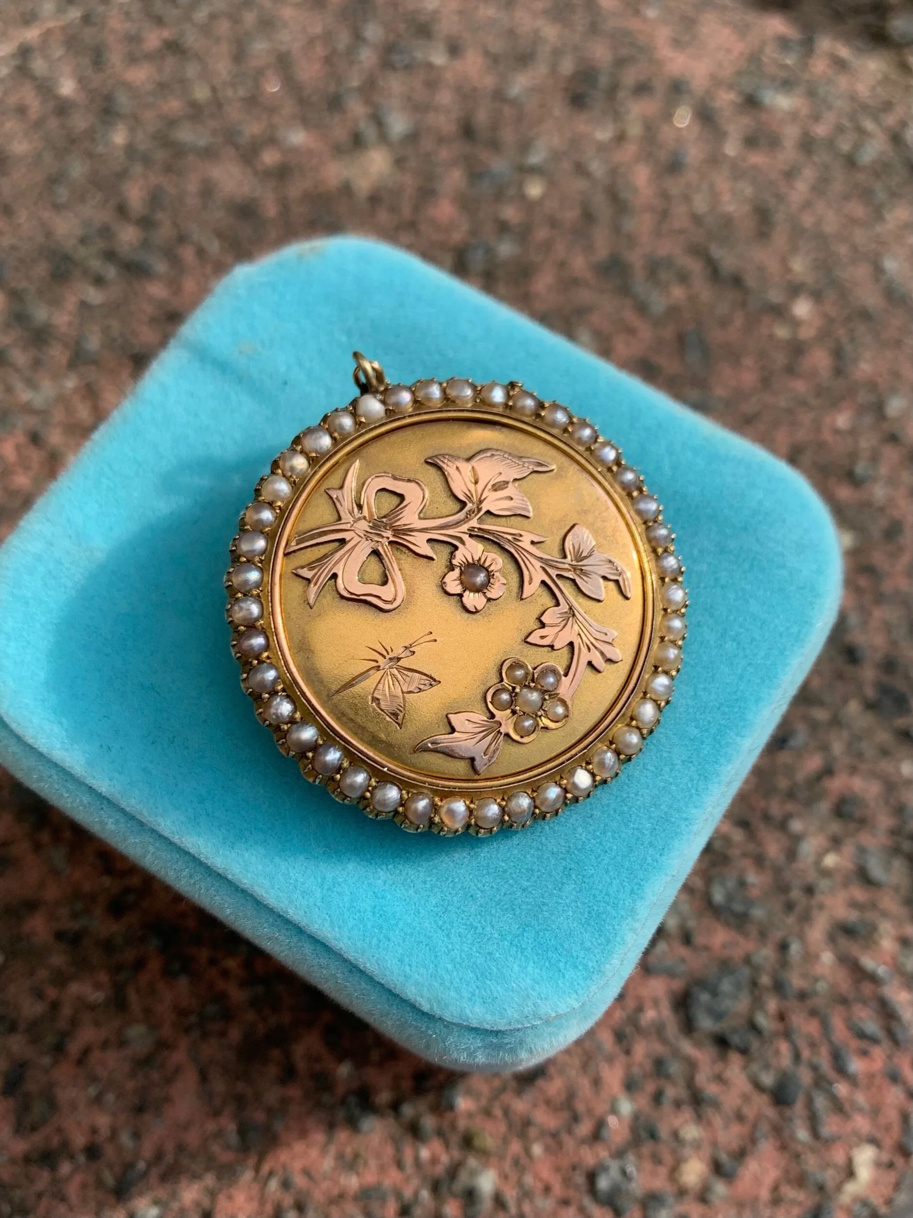 126B031E-0211-45EF-921D-8AF7BCE649BE