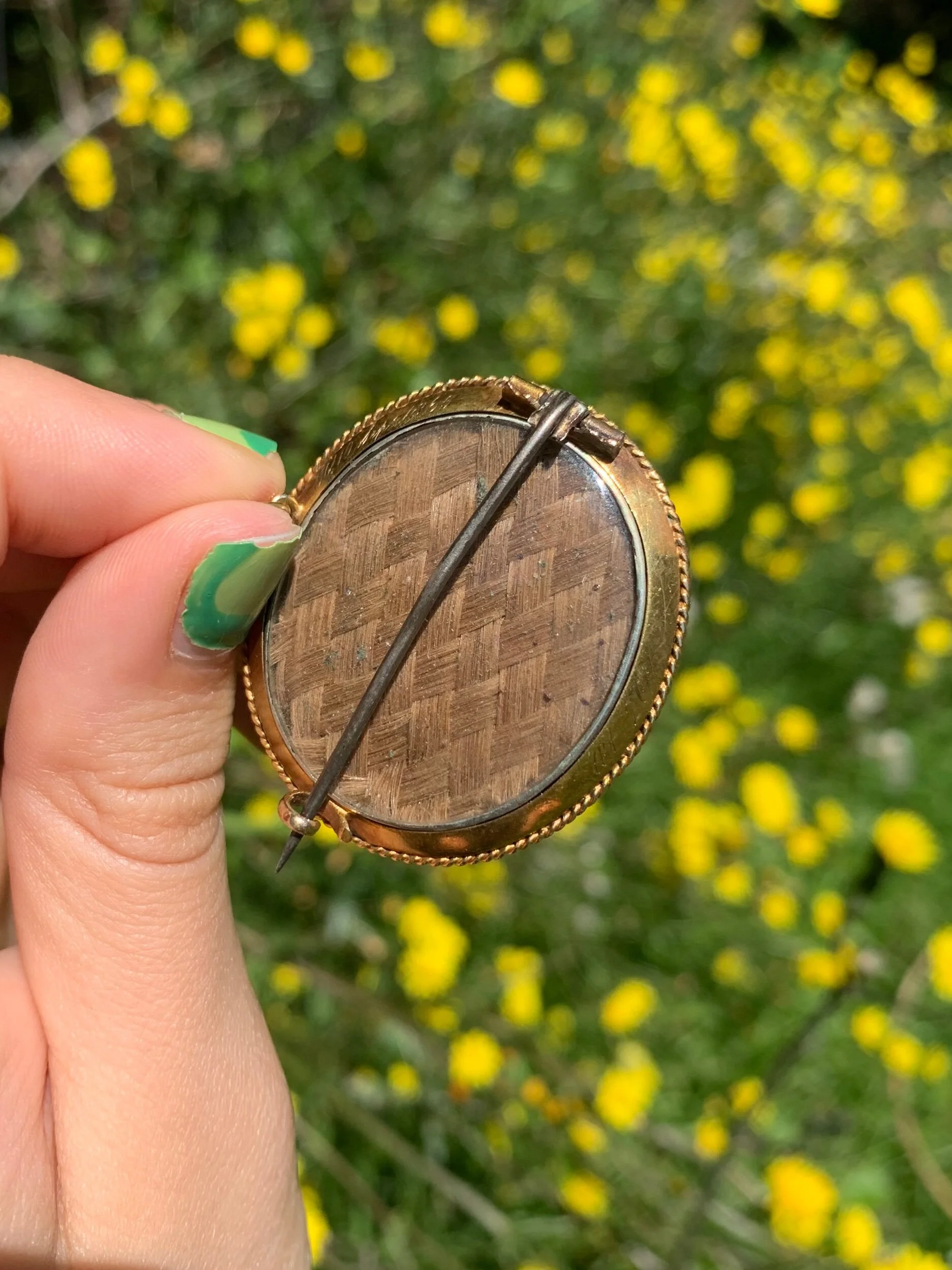 ECB6C7B4-7FAF-45AB-BB2F-47E856A1E411