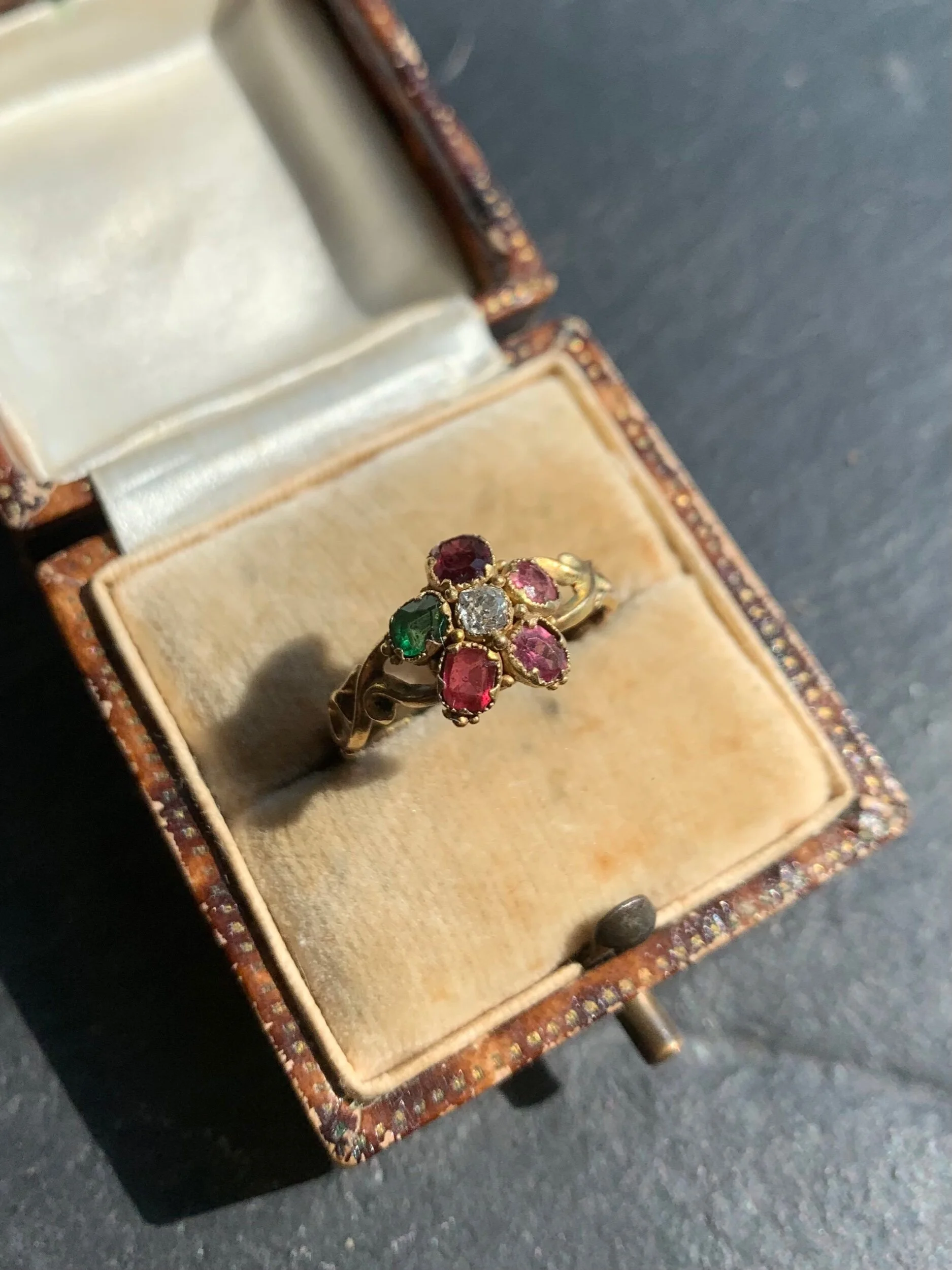 EDA1834C-AF6C-4C87-A8B0-E2CD83E26671