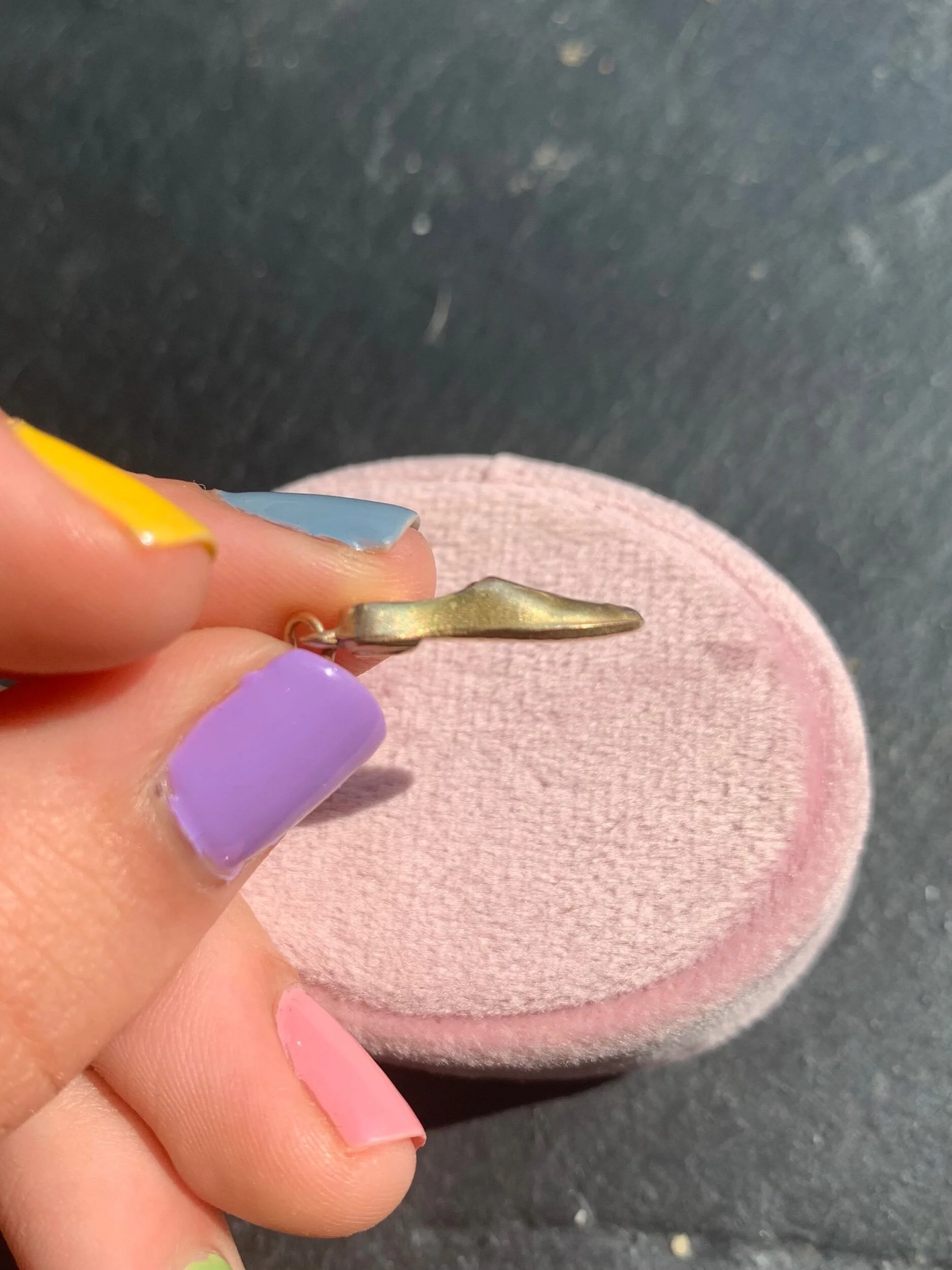 59608726-24B3-4B64-AF6F-B510EBF17F84