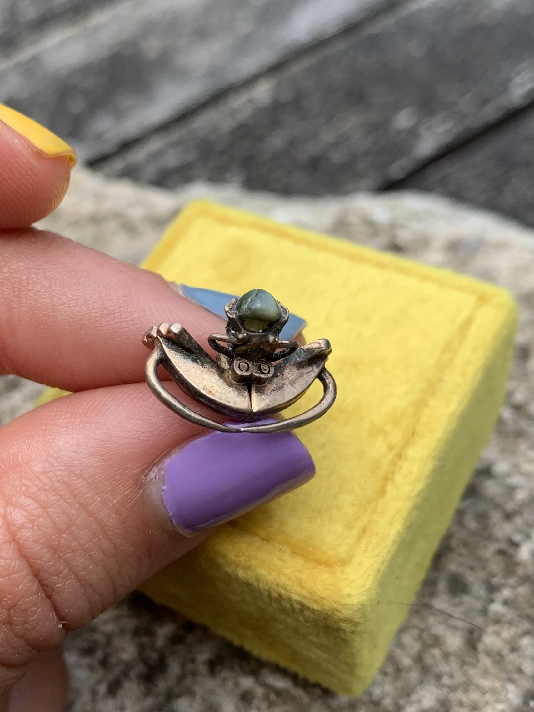 FC48F59A-D53D-4030-9F51-35736585F984