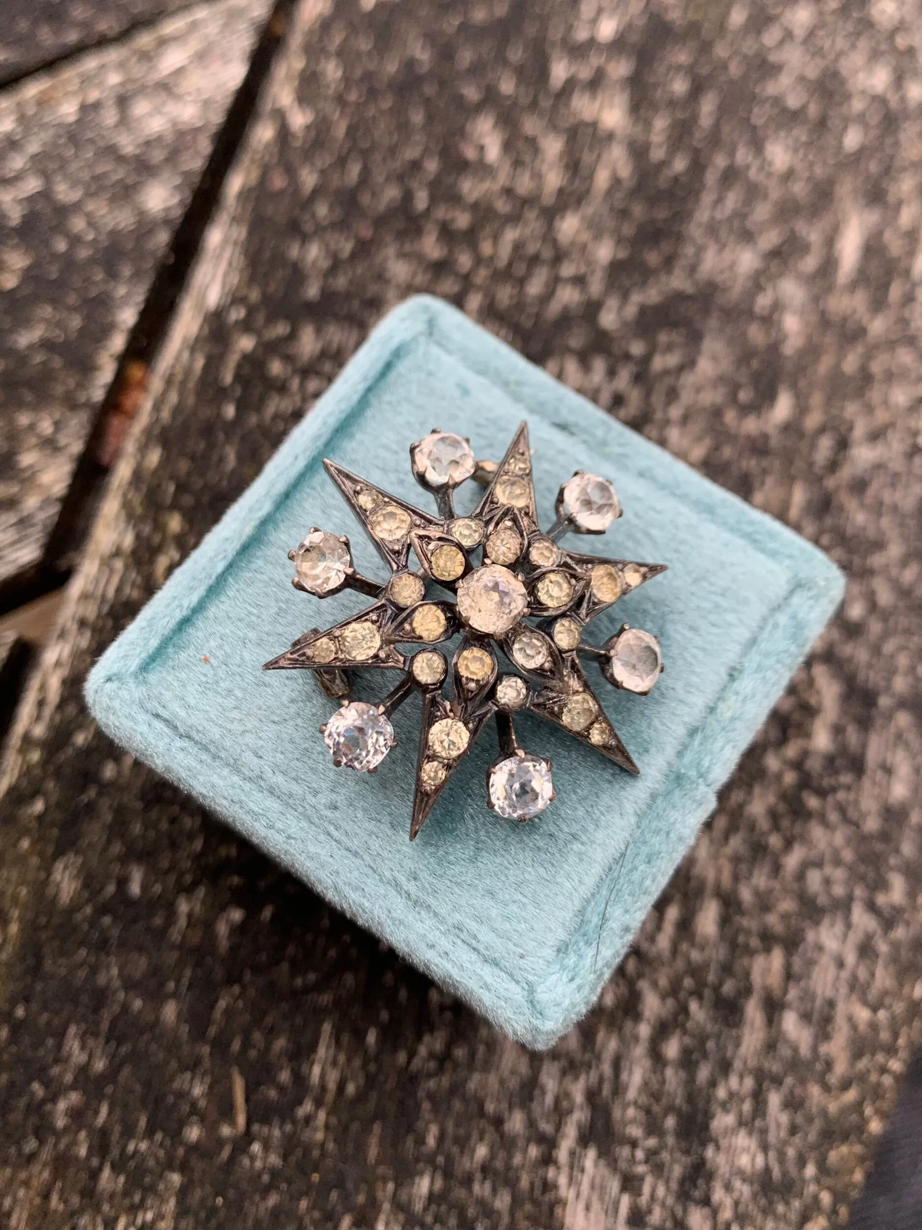 47EB9233-42E6-4406-A2DD-8BD601E88D18