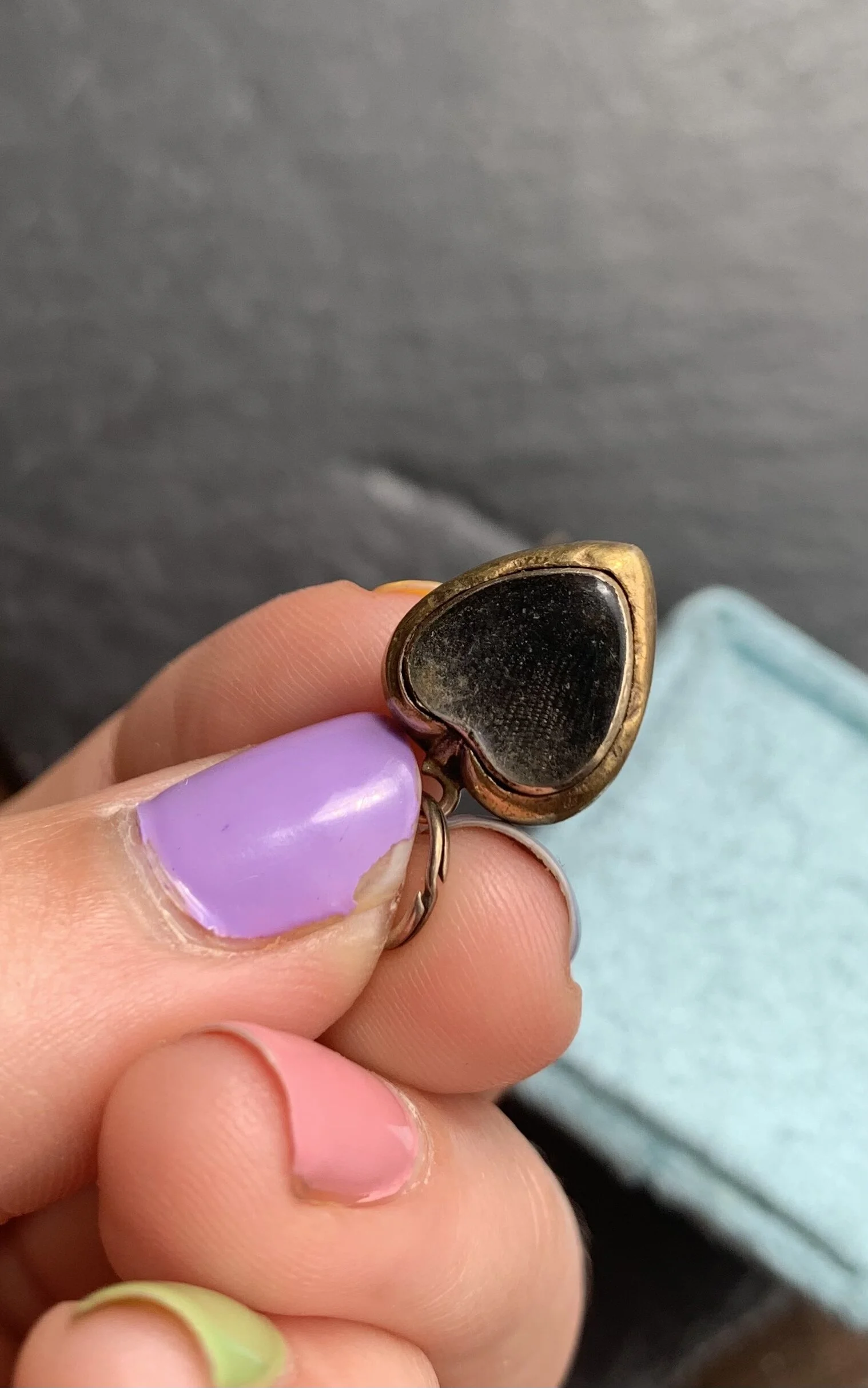 75E802D7-5C23-482E-9341-4F5E9127D8EB