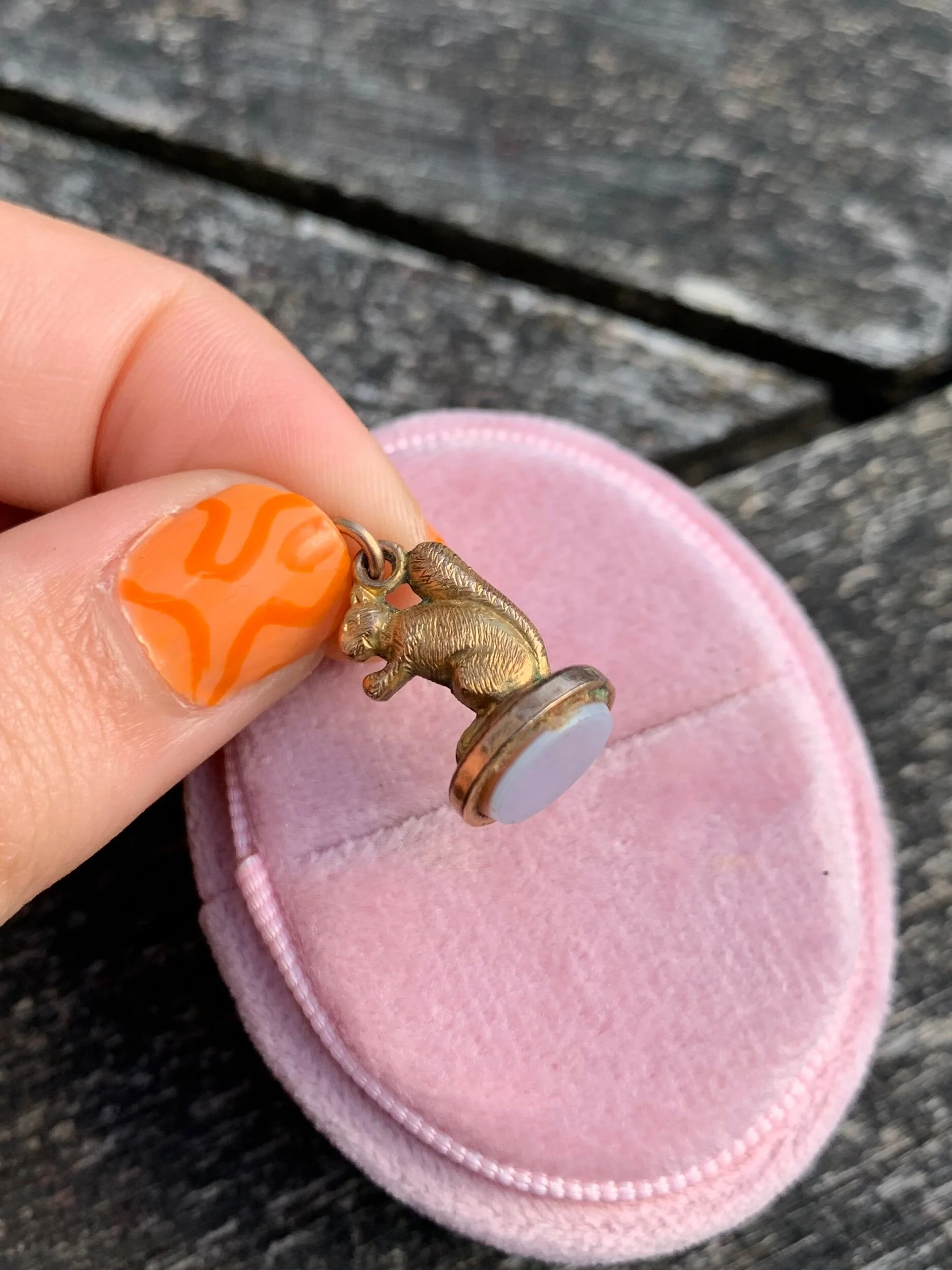 52BEAE97-4BEE-41E4-90FE-692F0968E2D5