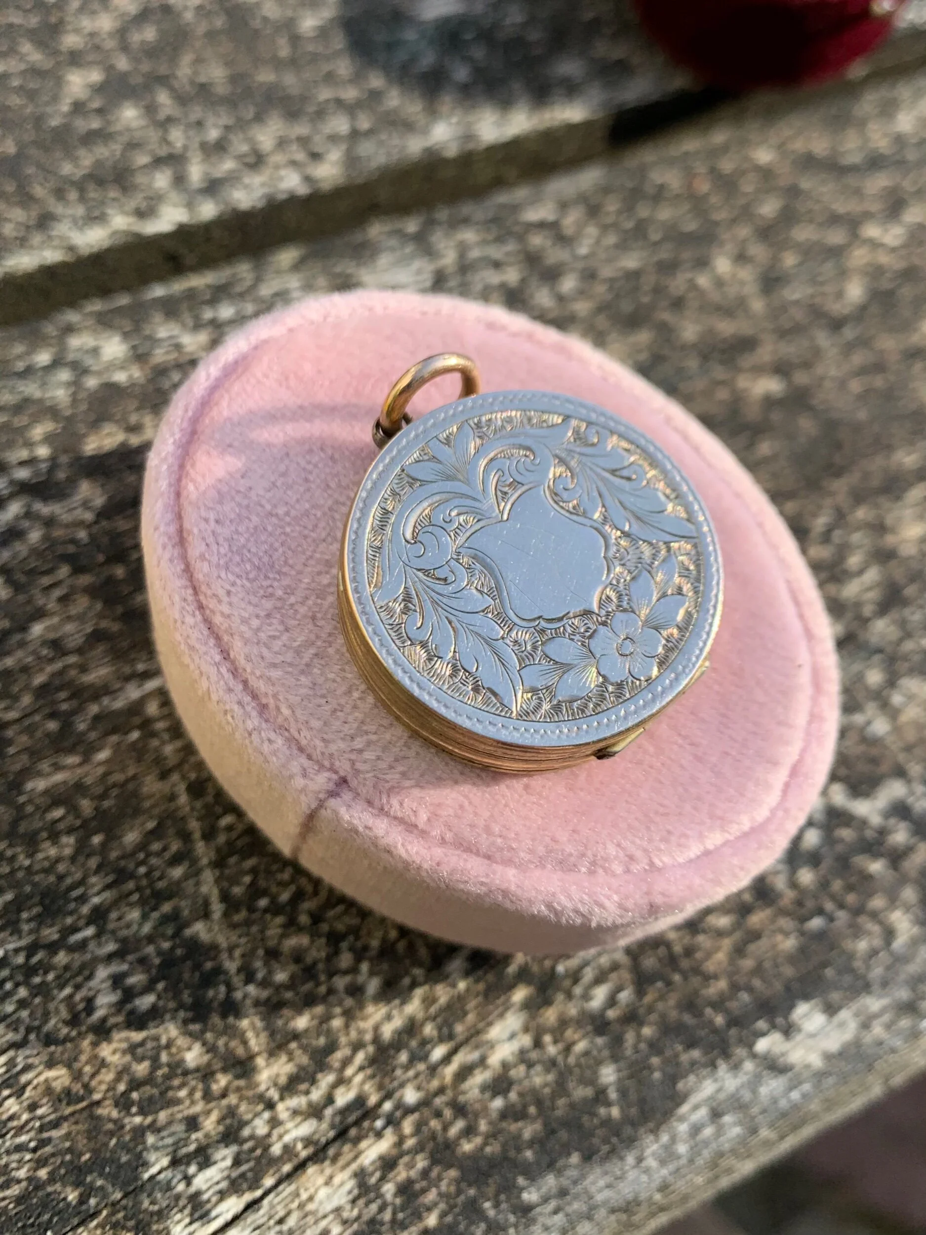 026FB7F7-C263-4E19-ABA9-C17C6D38CE1C