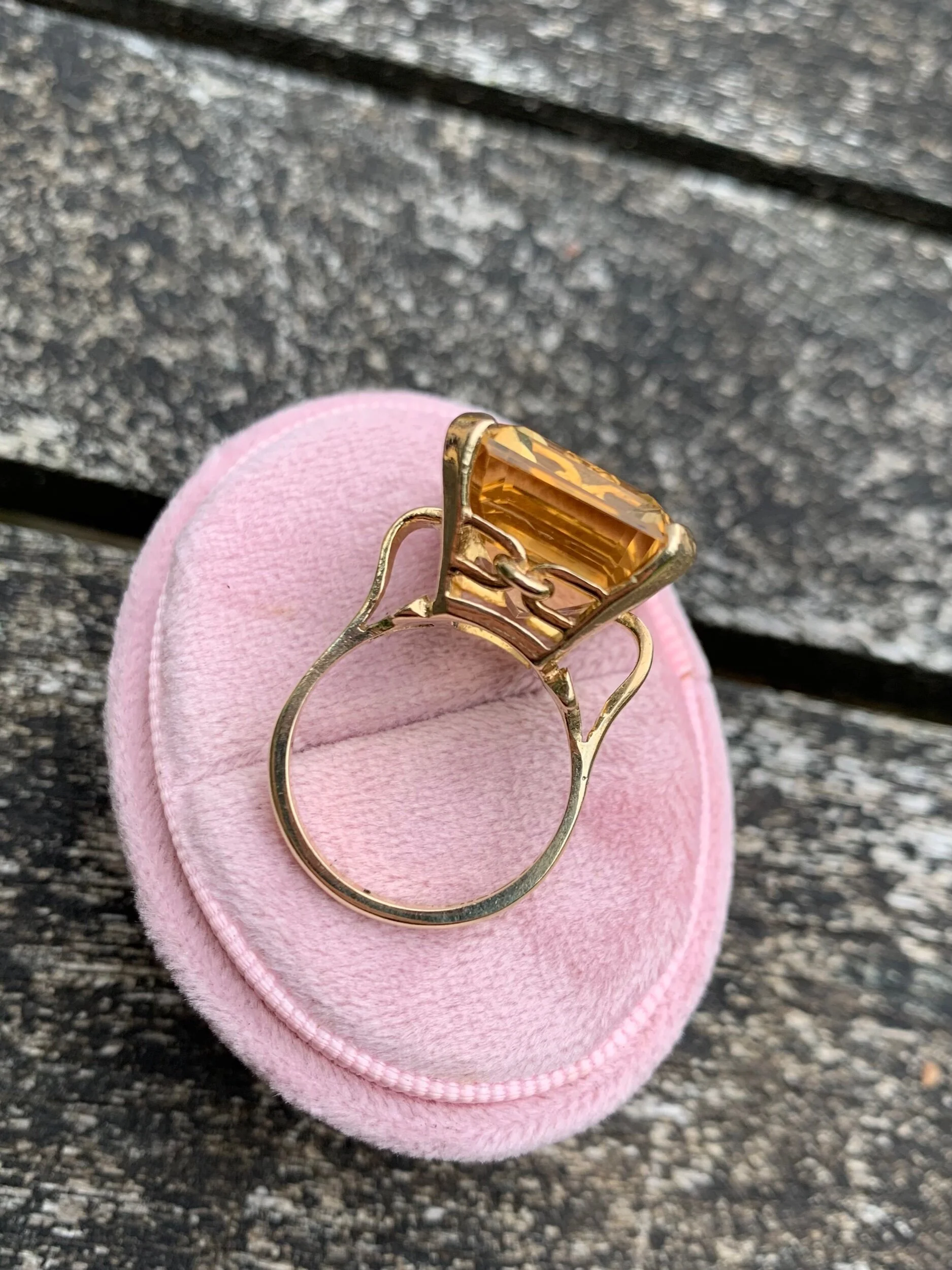 7EAB6F79-C85F-4FFB-BE4F-F8D59C8B10CB