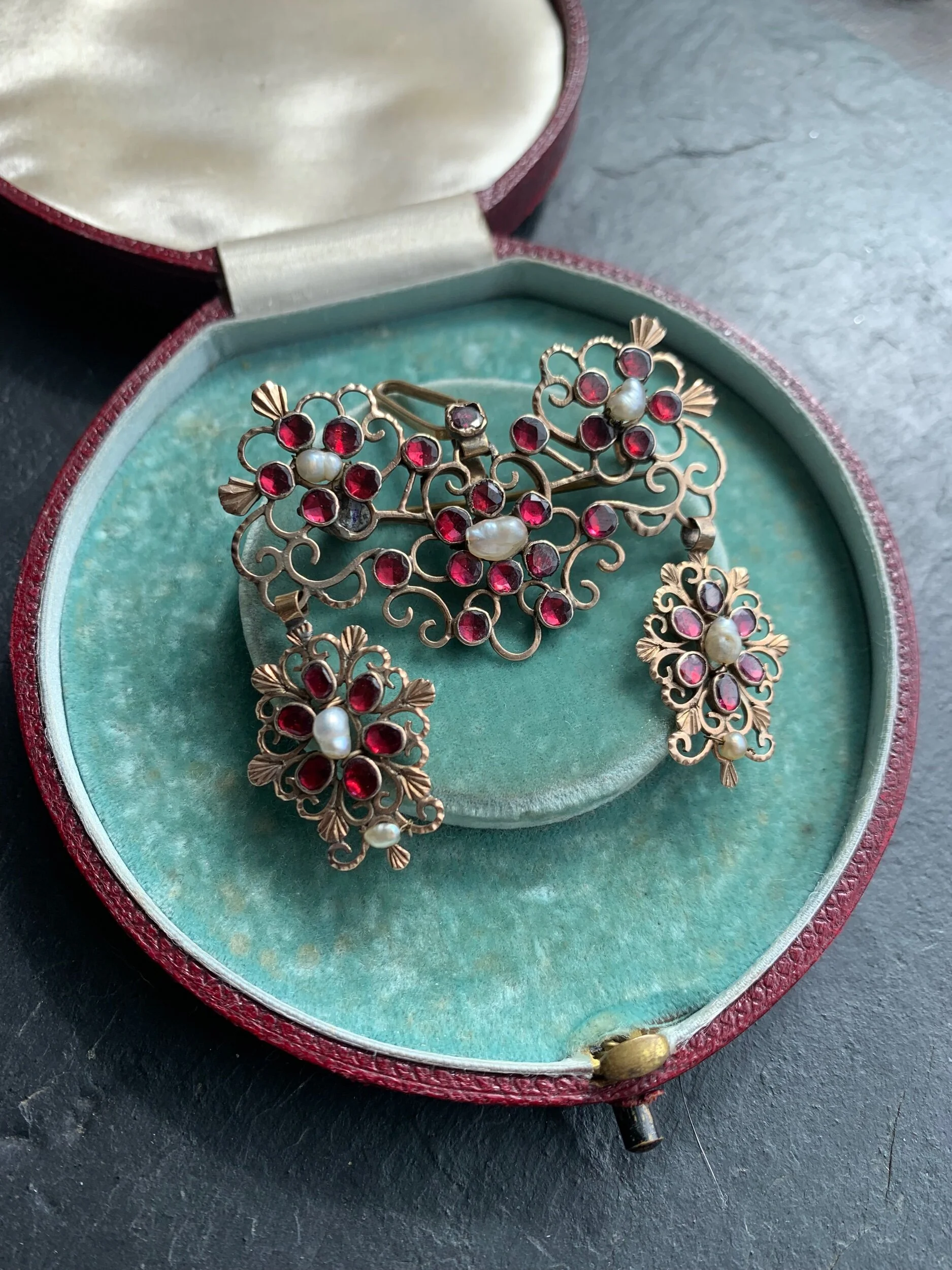 C0B4AA91-2CB6-4BC2-827D-AB527A59C1ED