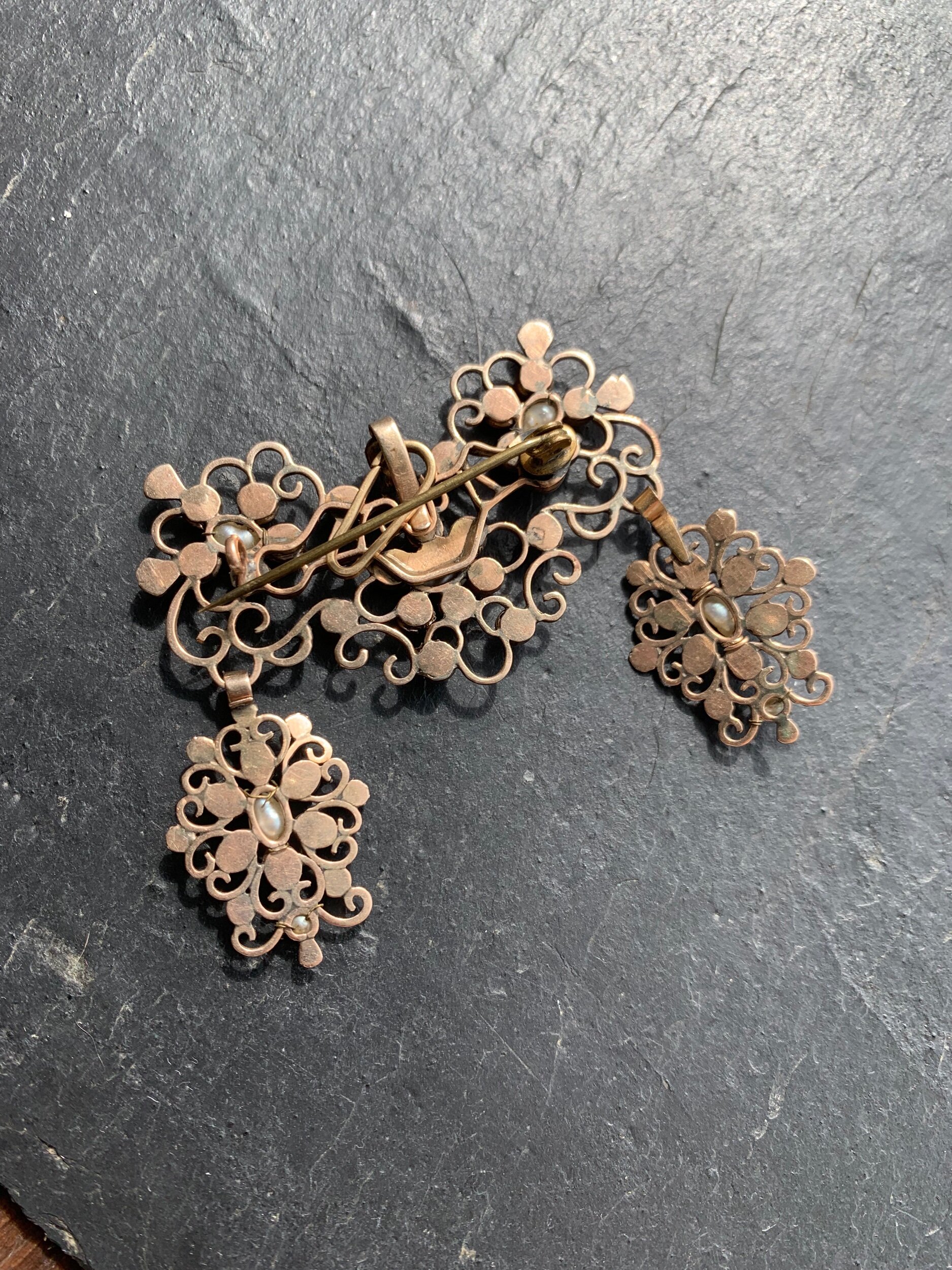 33FCC1DA-66A9-47E6-AD1E-28FCBCBAC507