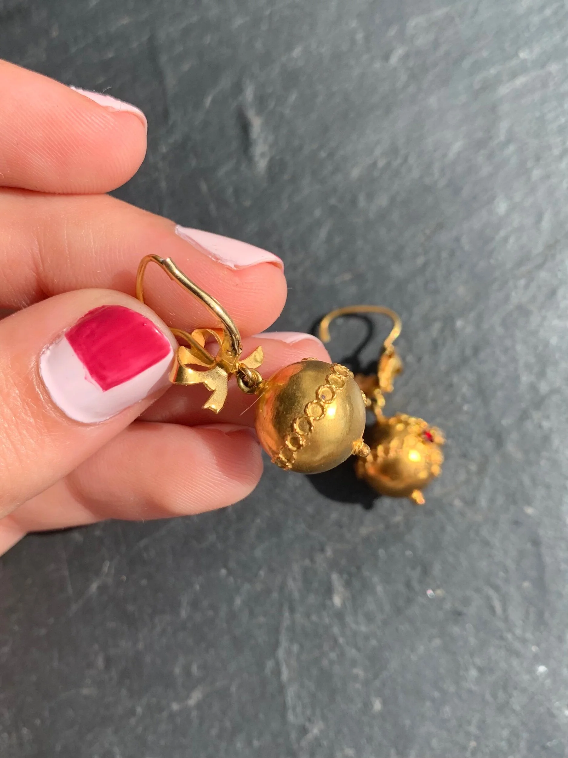 BA287EAE-968C-419B-8D3A-3ECF83371087