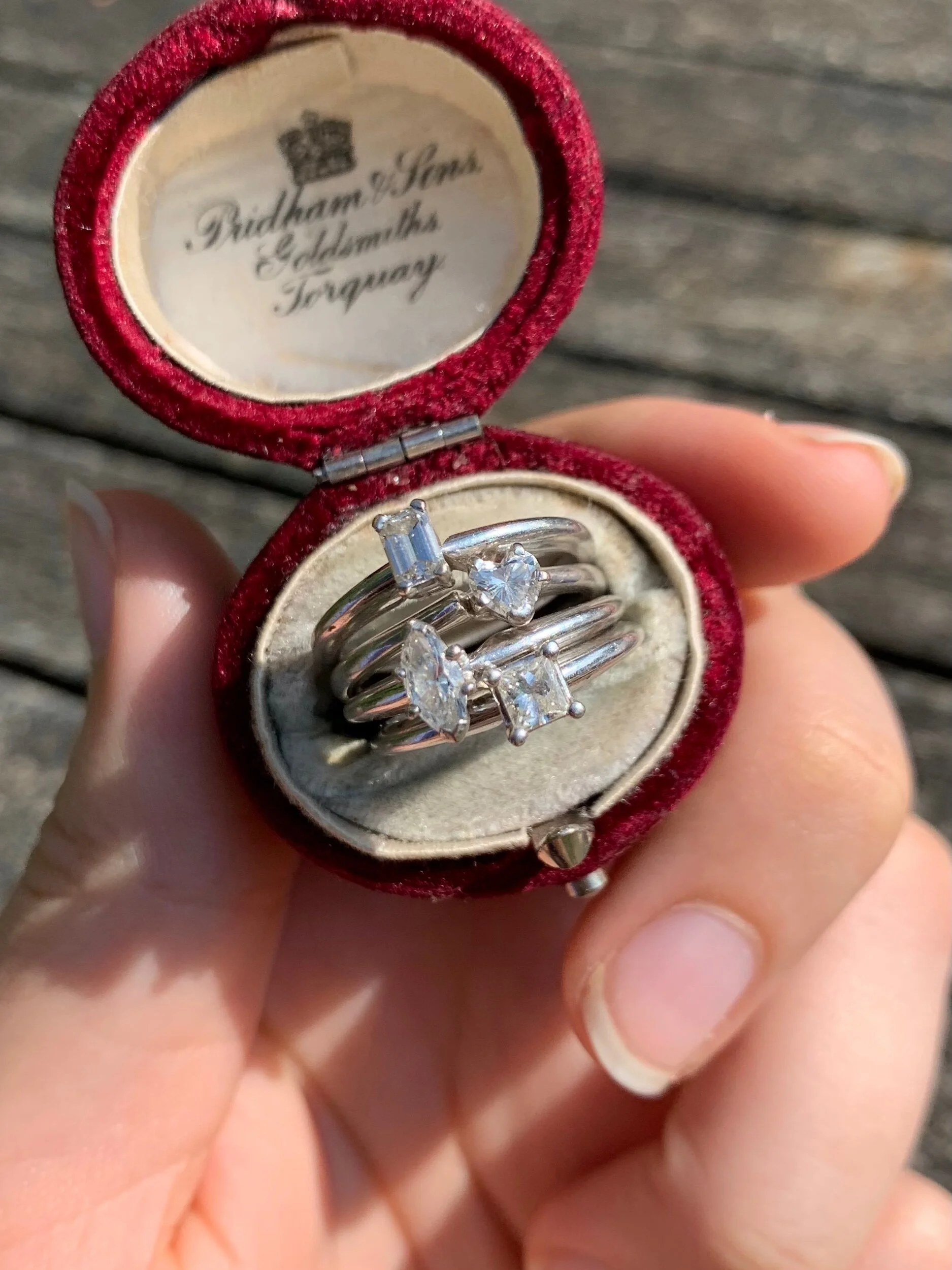 07BBD384-817B-49D1-9BB5-0B5E1EC4A4DC