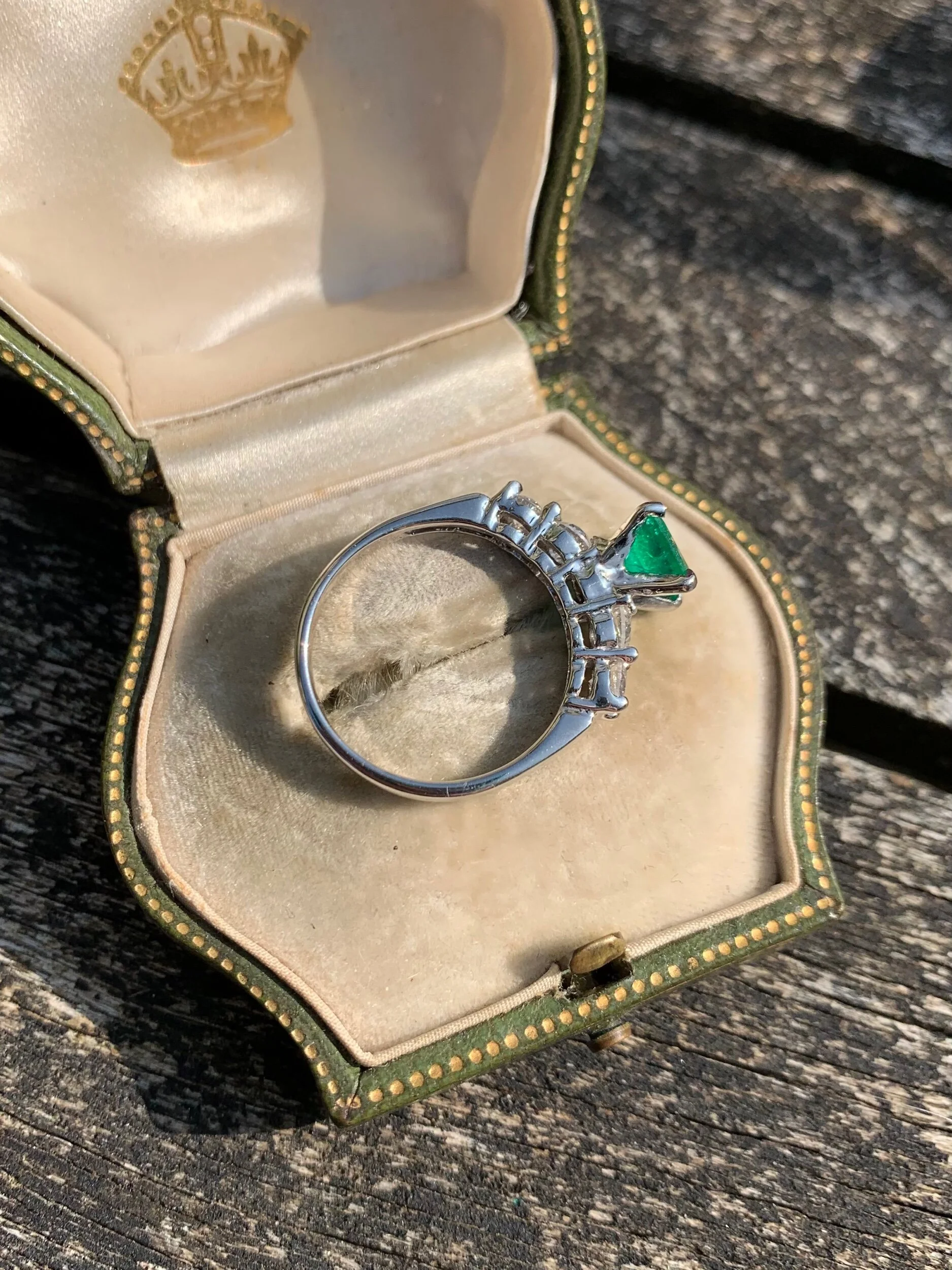 5C71B772-F826-4EB5-BFD3-4DEFCFB7A656