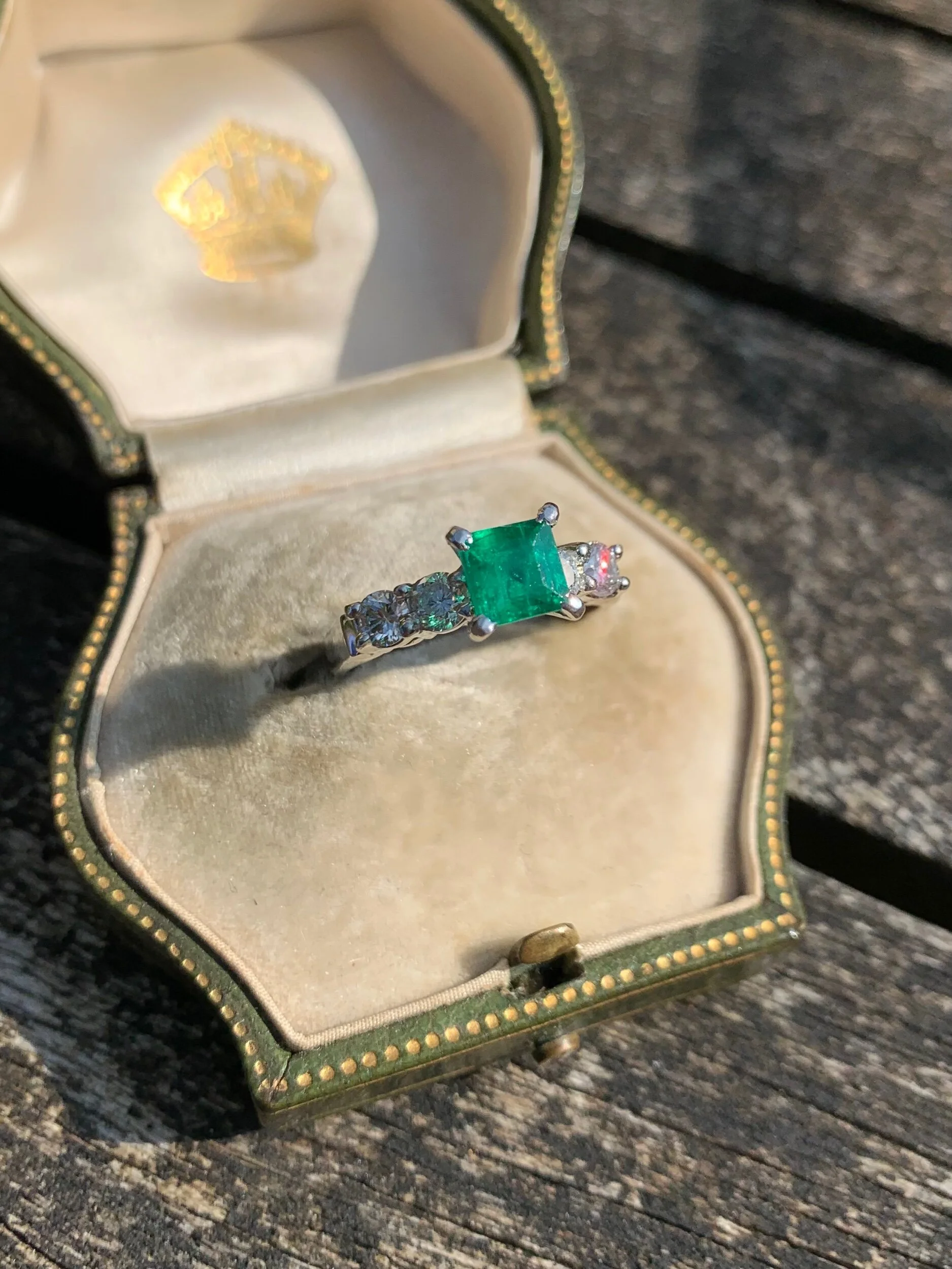 3778FE86-E135-48A7-9944-85411C961C1A