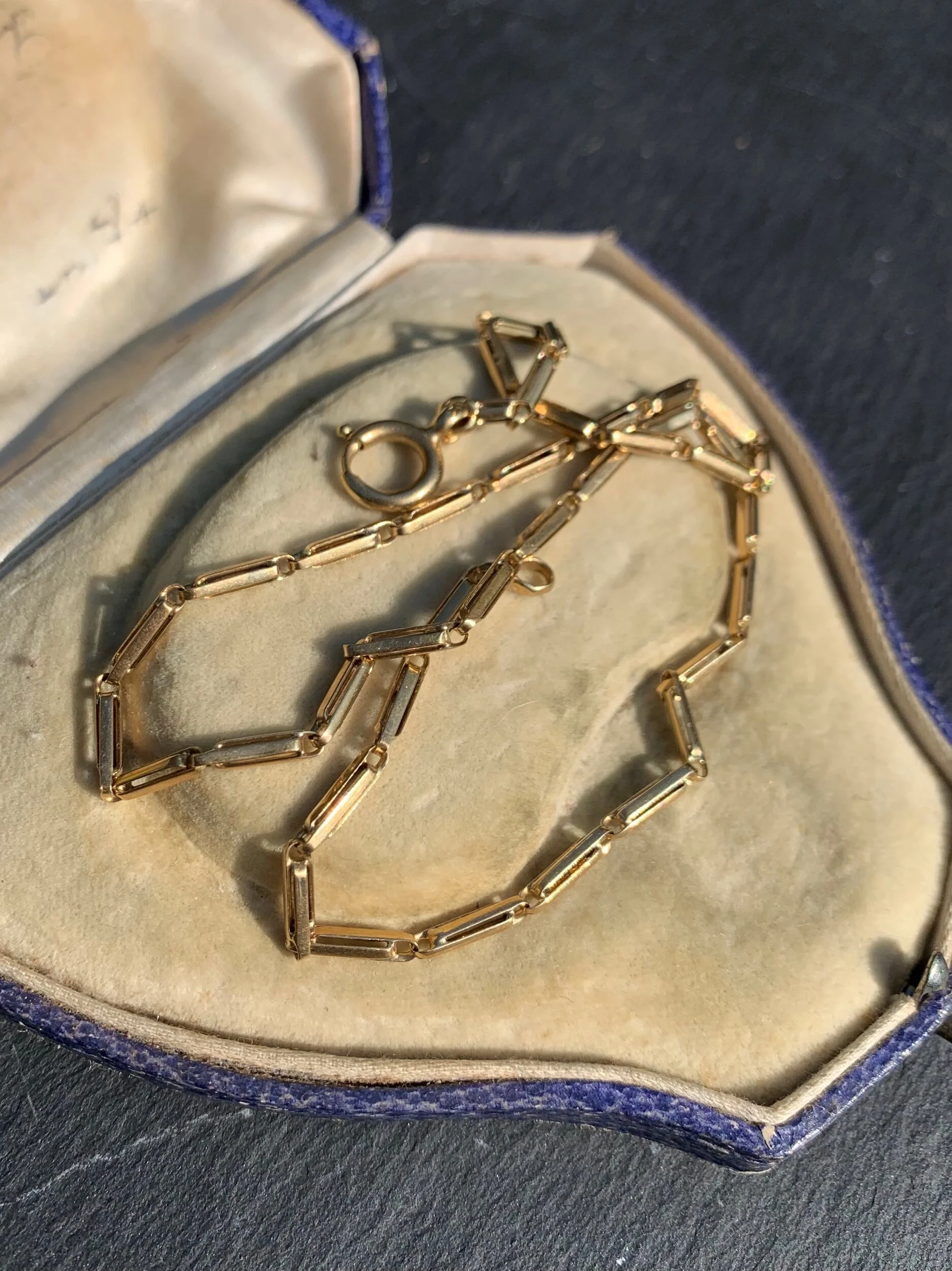 3698A923-E76F-4D6C-AE4C-27E6FBCFD882