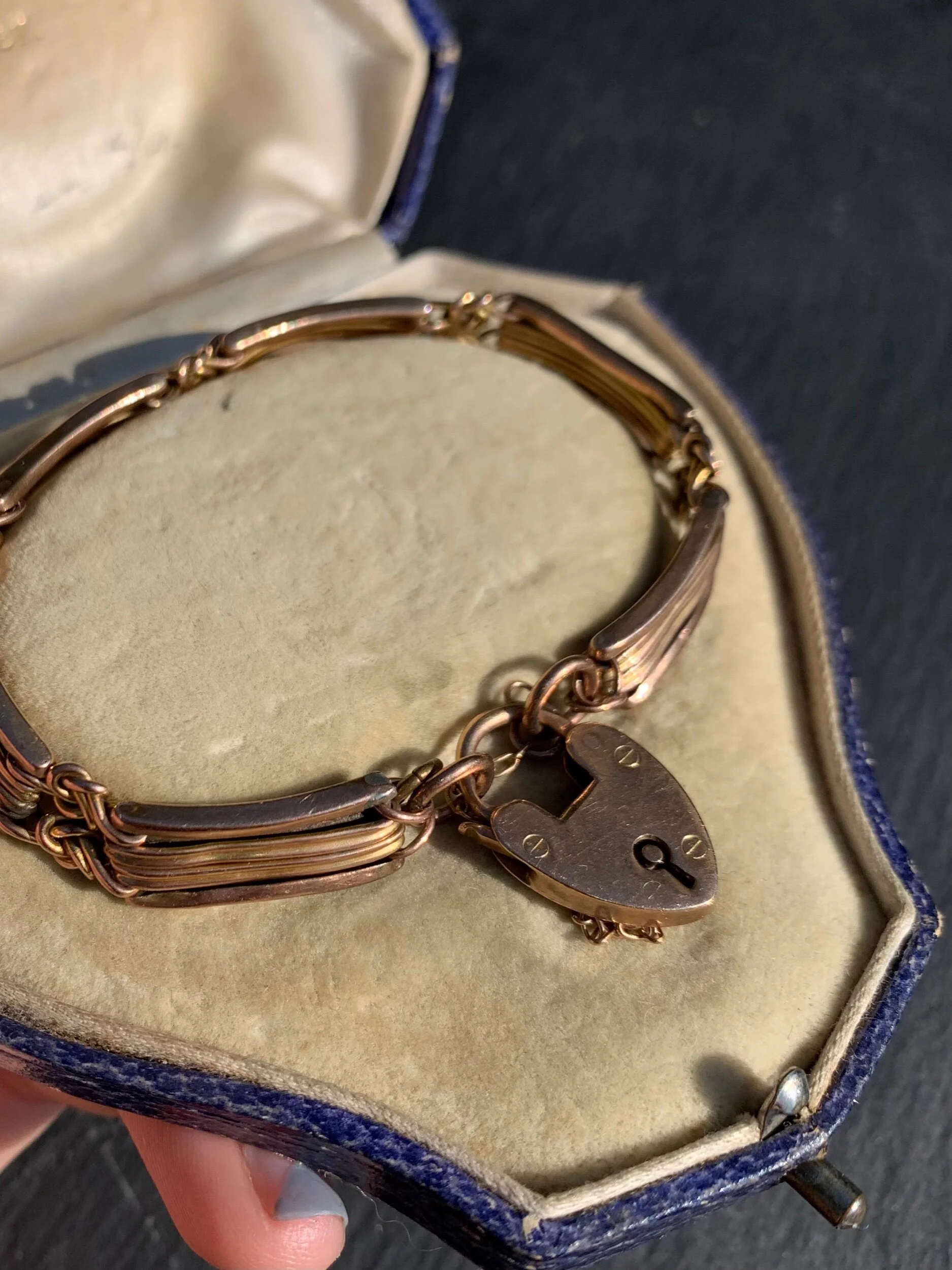 141421C3-D0AF-4625-91FE-E64FAFFE130A