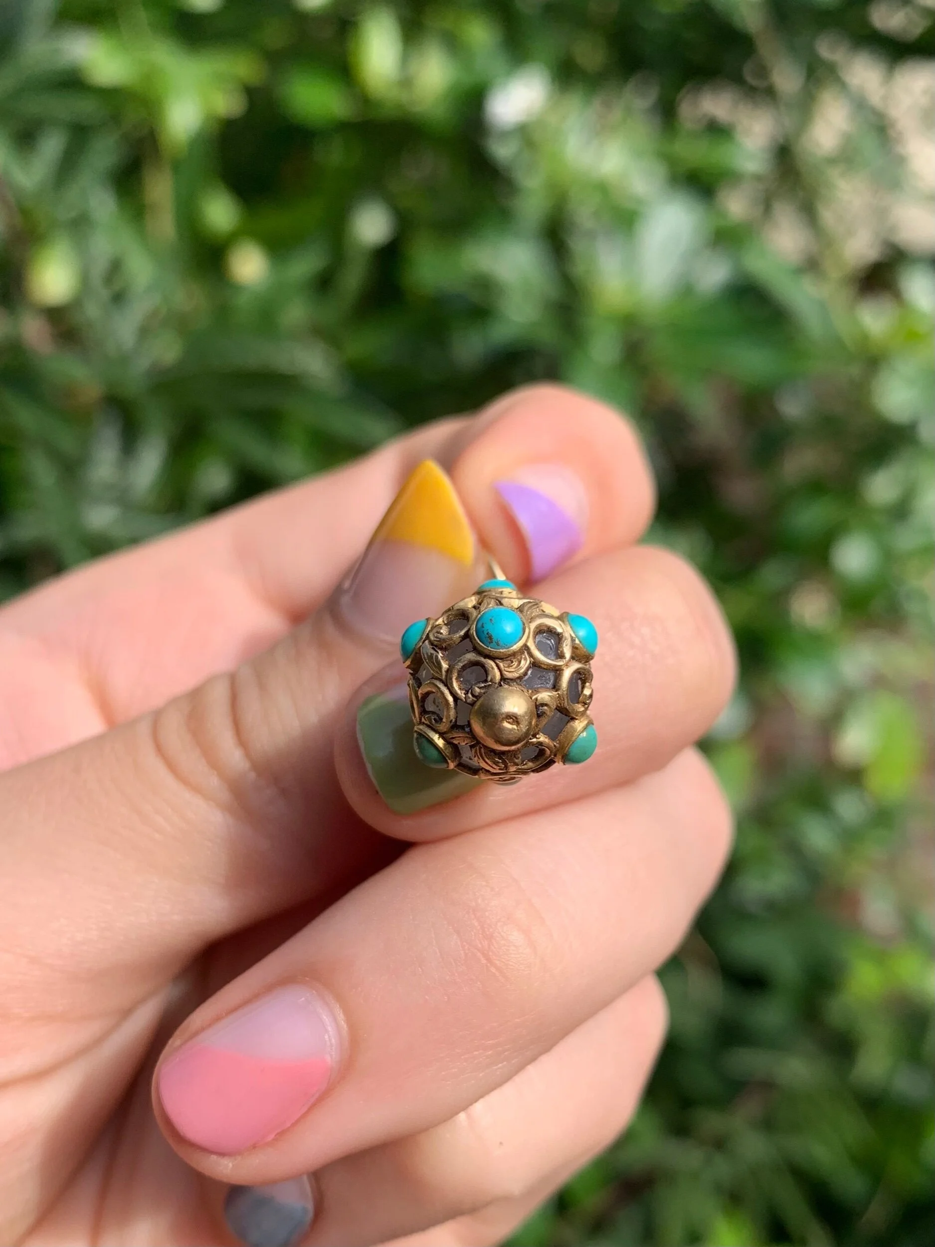 4DD5AE29-C3DA-427C-818A-3D78D49D3853