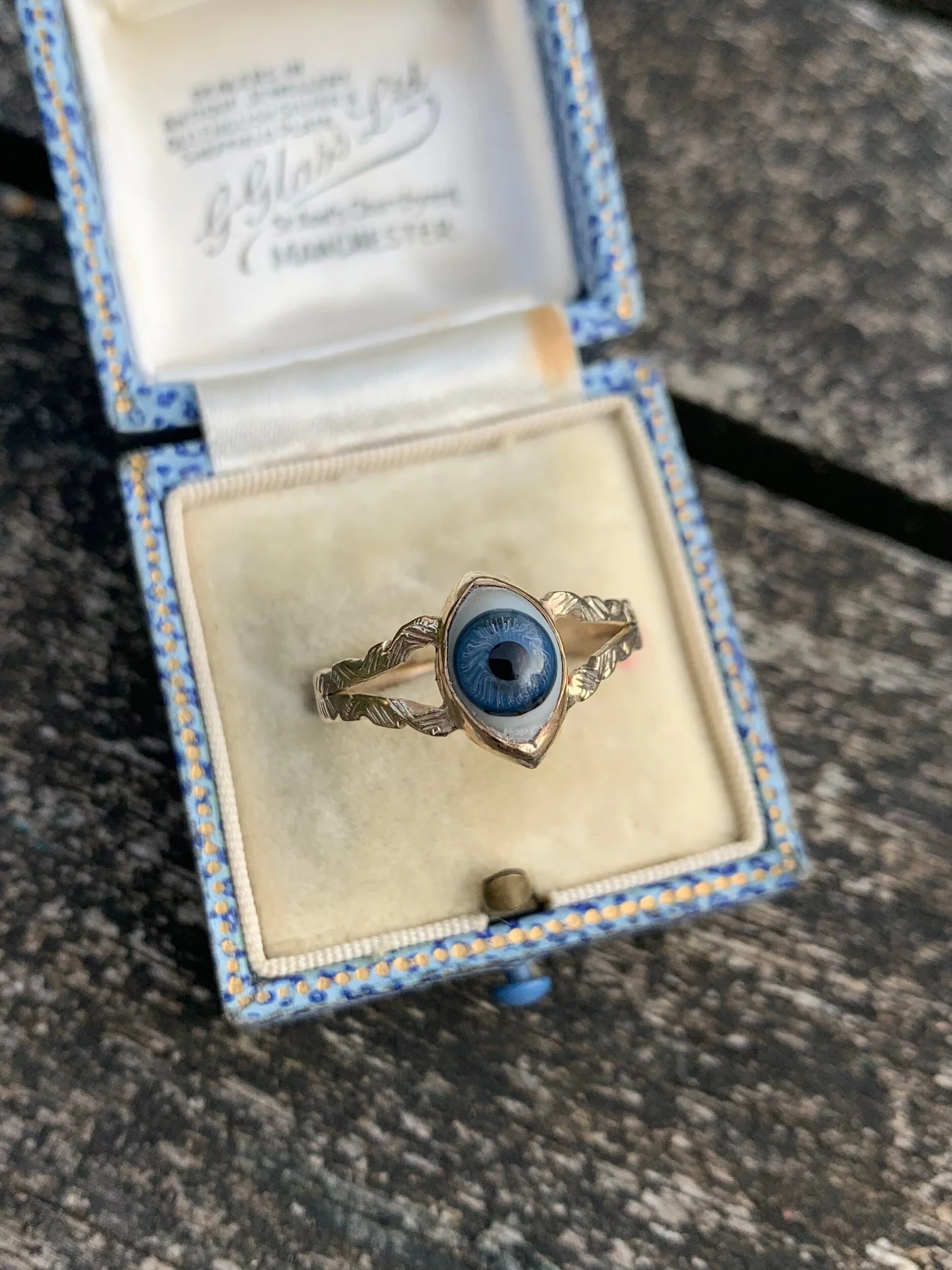 E98E4D1E-5F87-4461-9BC0-982352E05A07