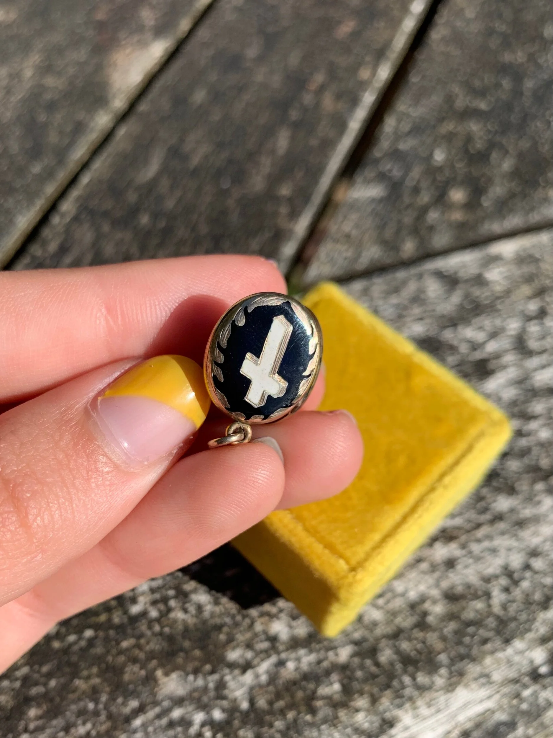 83C2939E-99E4-4C35-9E08-2560D97506E3