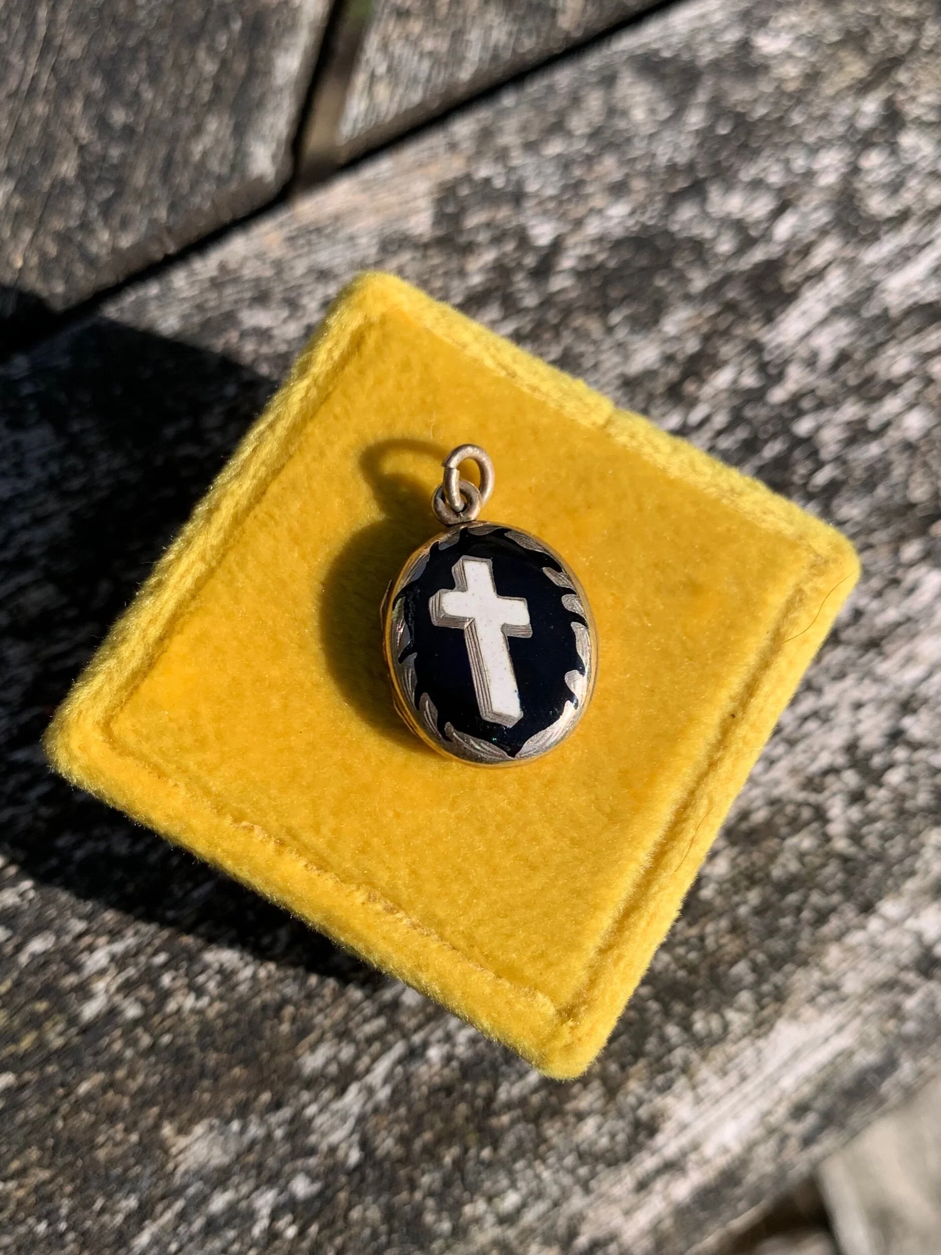 9B26F13A-F23D-45CD-A381-0E61B760ABF7