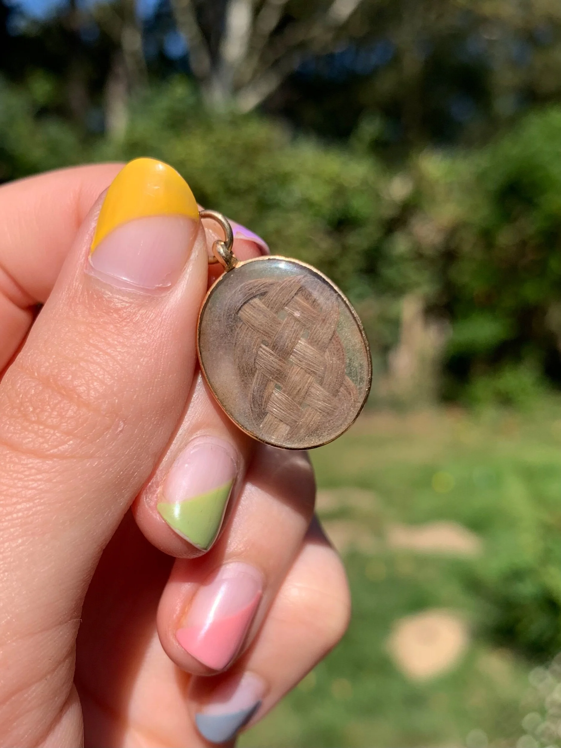 67231F71-D8FB-4872-9FB4-2E4DA8339710