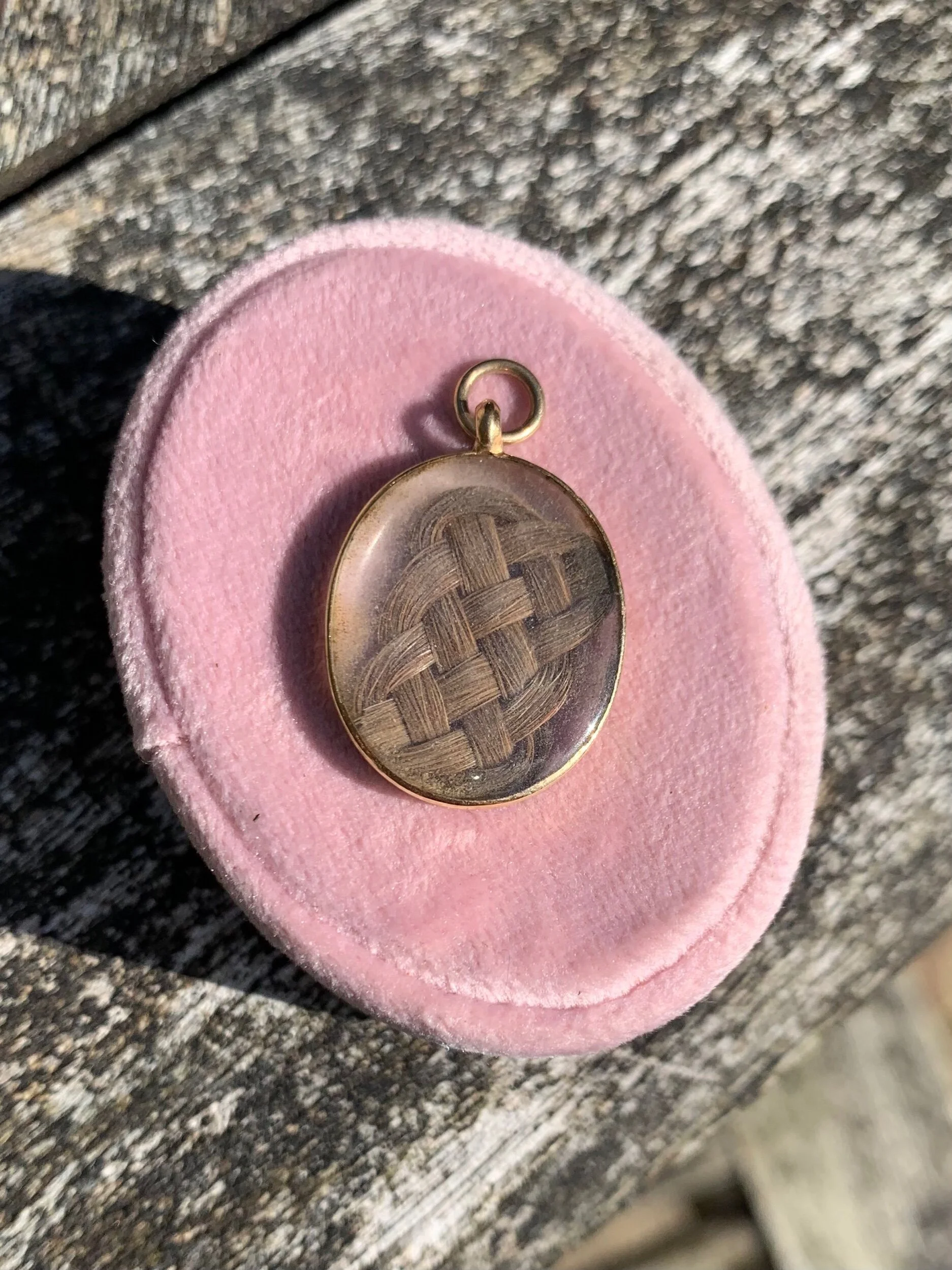 2B4F2721-D562-4756-B8C6-02E31B22A6BB