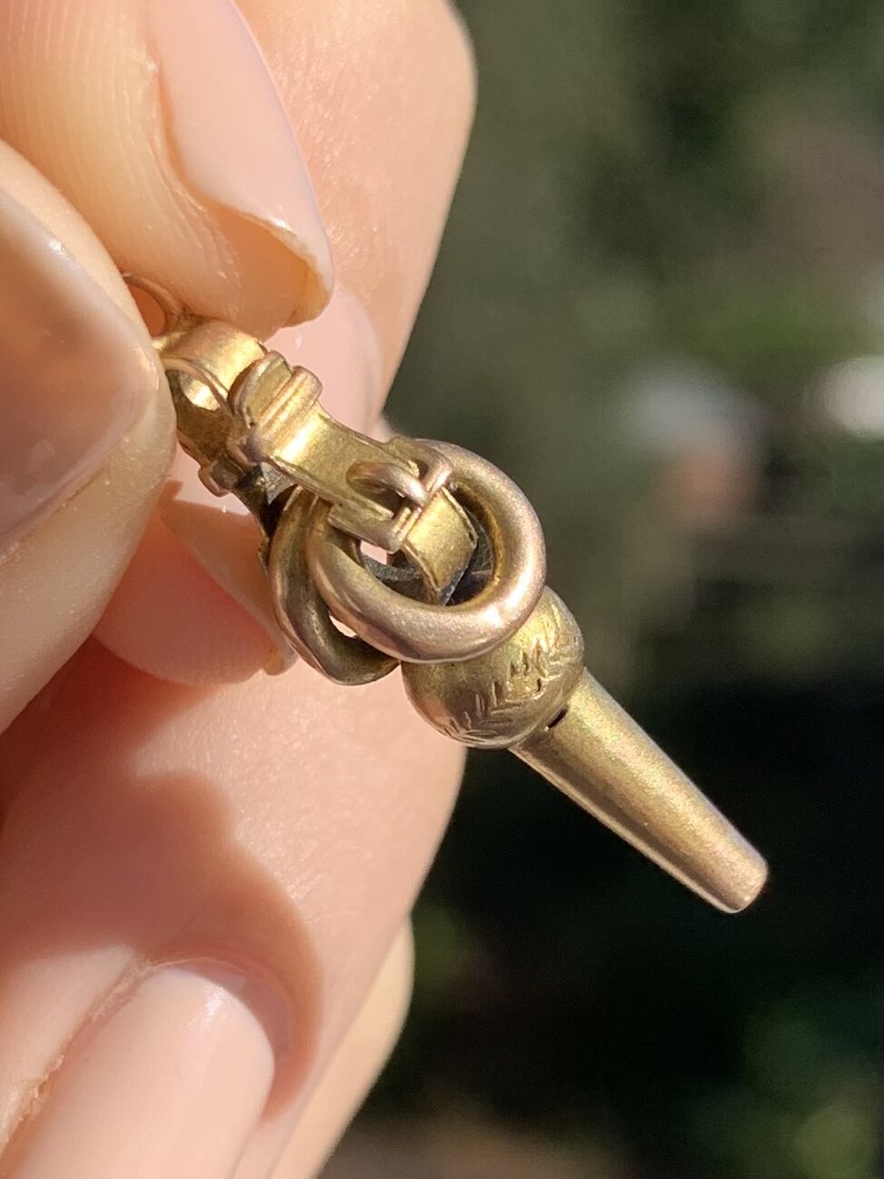 E973232F-73E1-42EE-8007-BB83EDD66D05