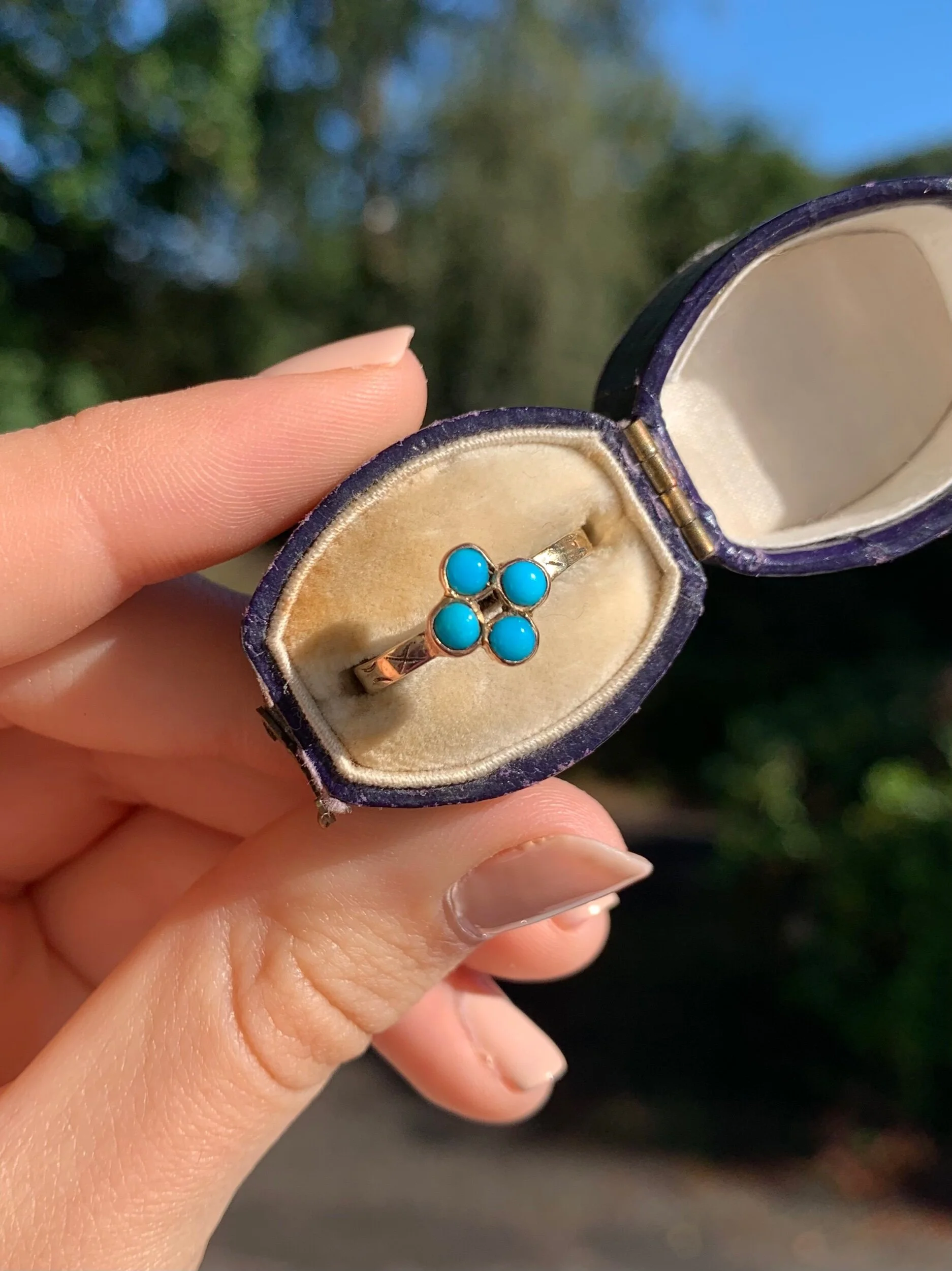 3B39D4DC-722B-4D73-A6A1-32C60055209B