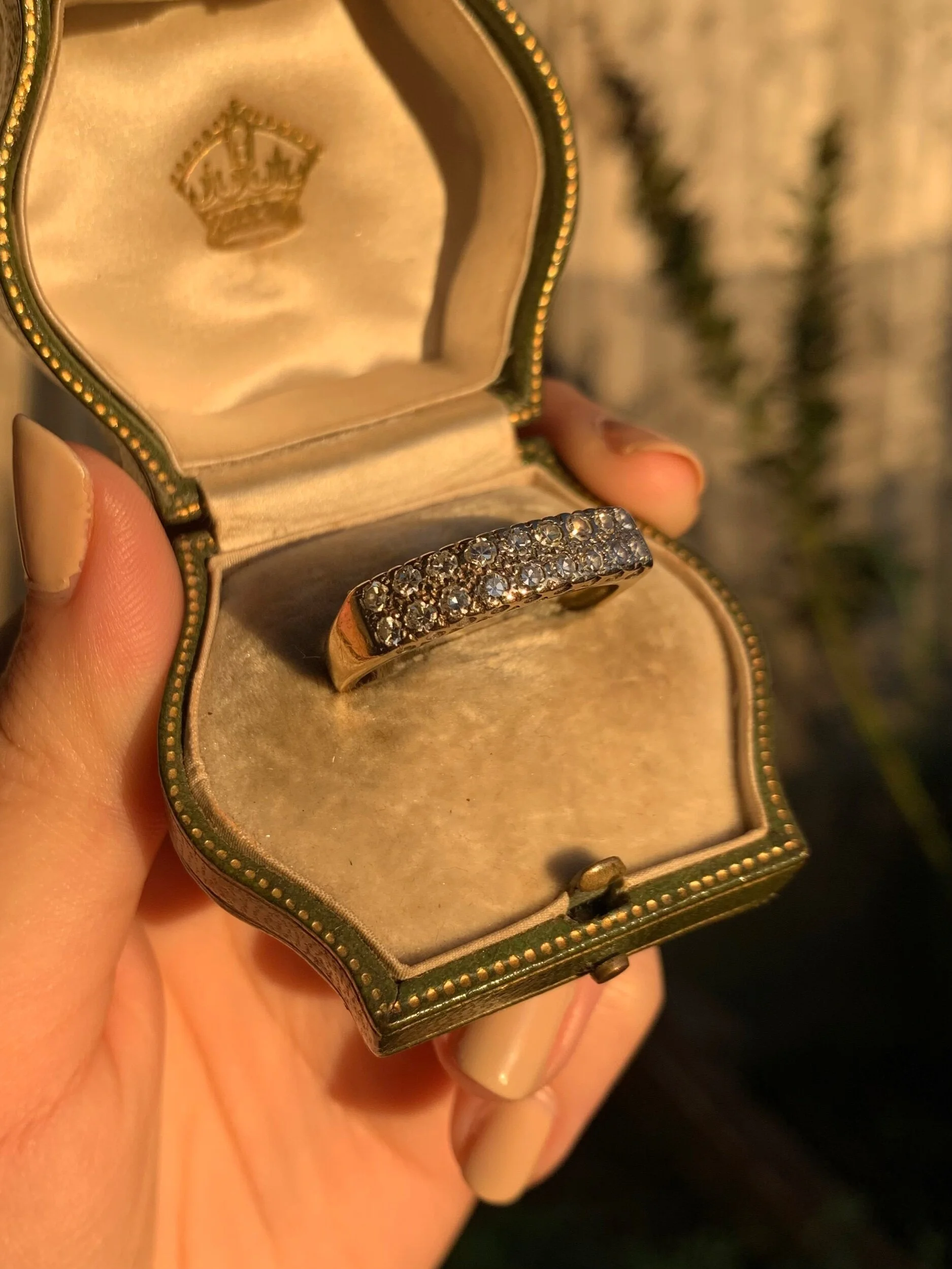 F06FB497-BE95-4C64-BCE3-450A269511A3