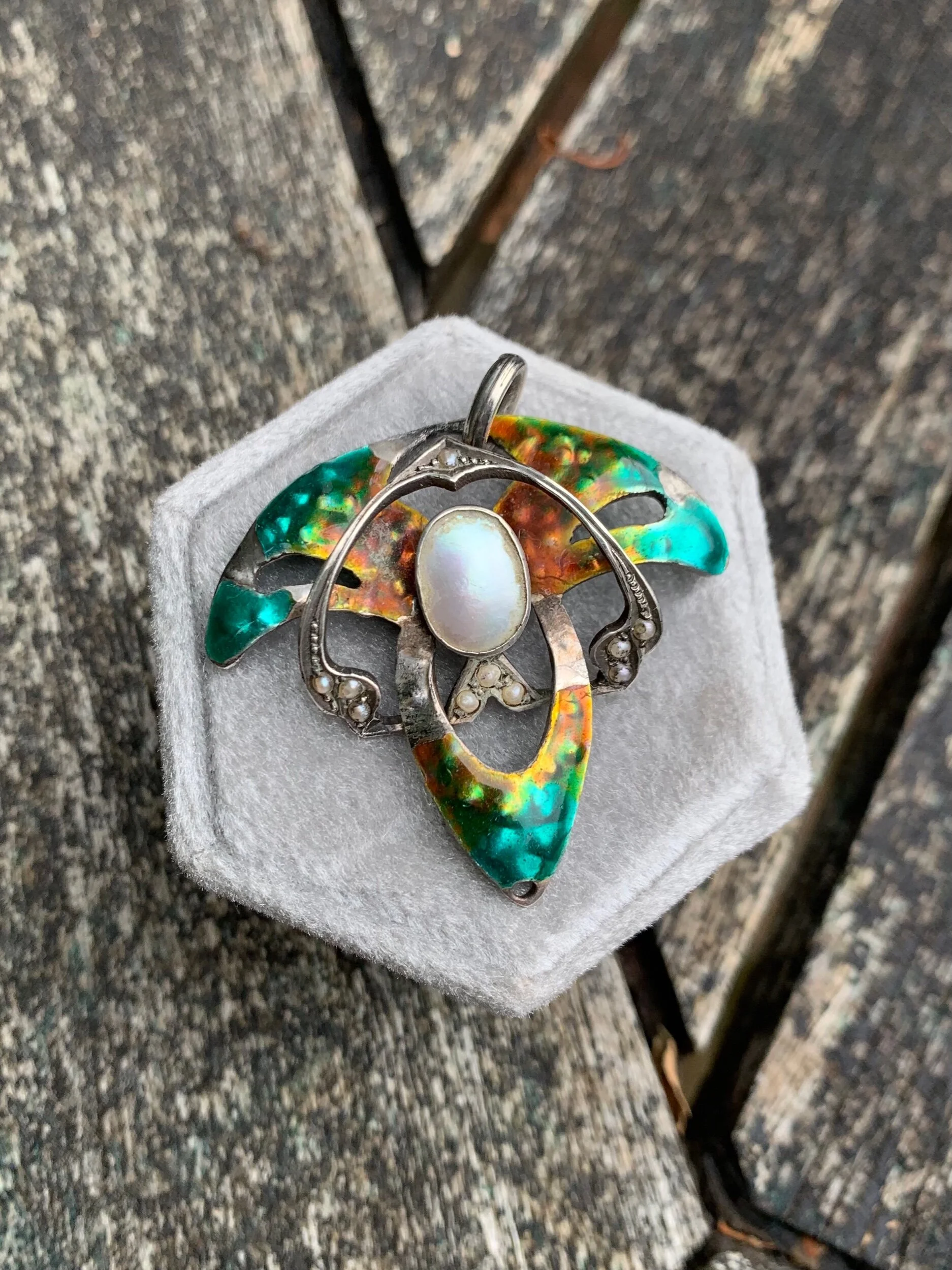 73E8606E-5006-478D-B59F-38D364775CD8