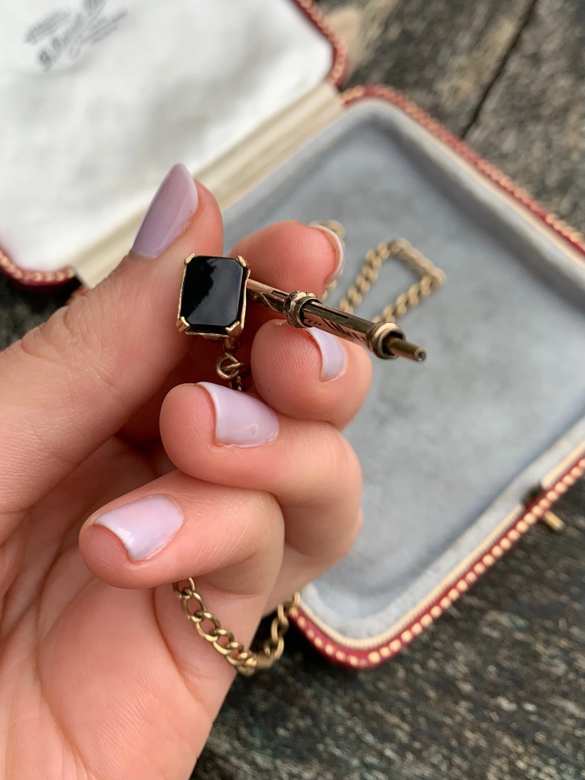 FEBE832A-E307-4000-8C17-0C6587B06034