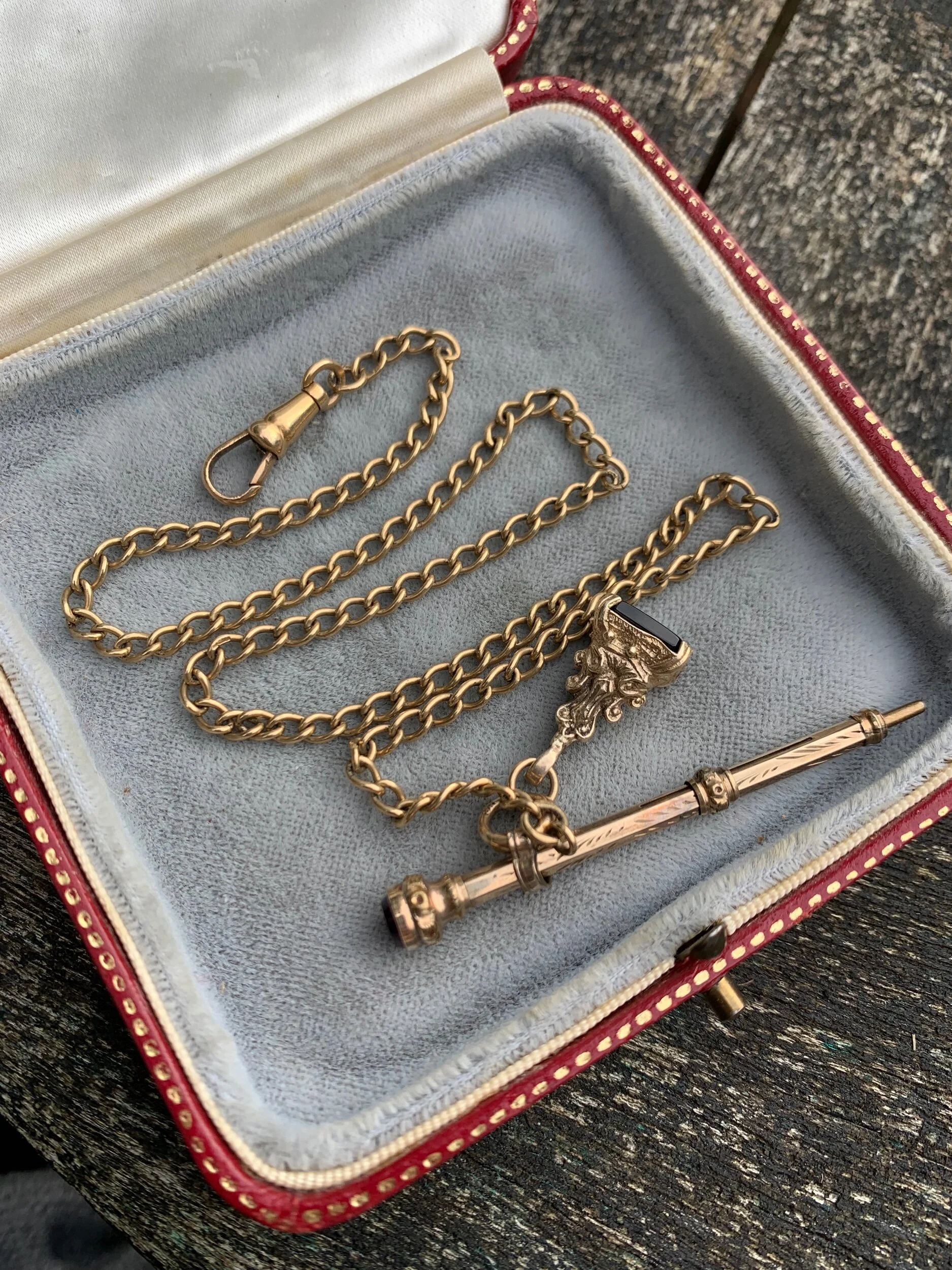 54A2AACF-EF39-4D7B-81E1-3AD93B3E5782