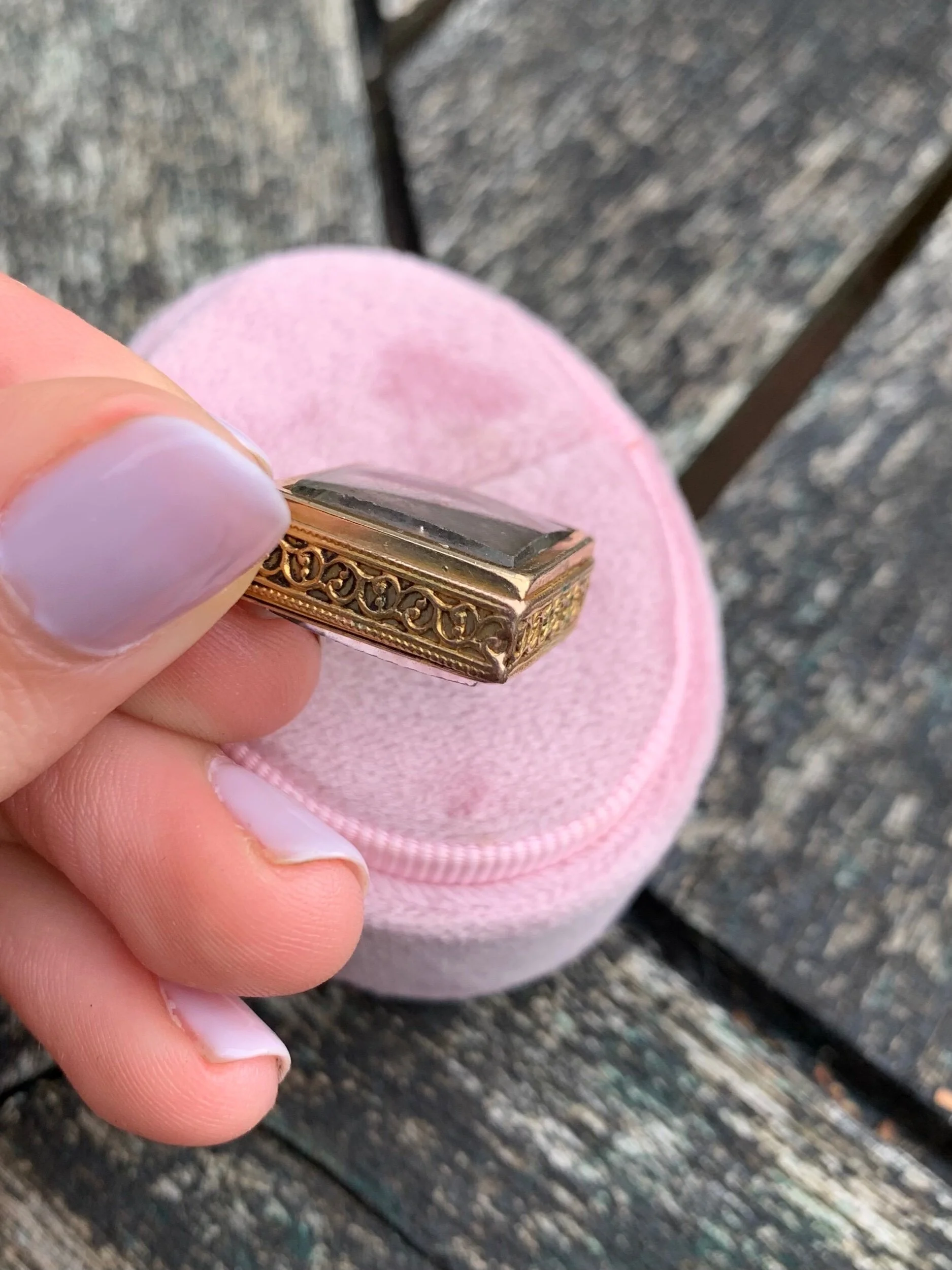 1C0286C1-B55A-443C-933C-5C6174AEF08E