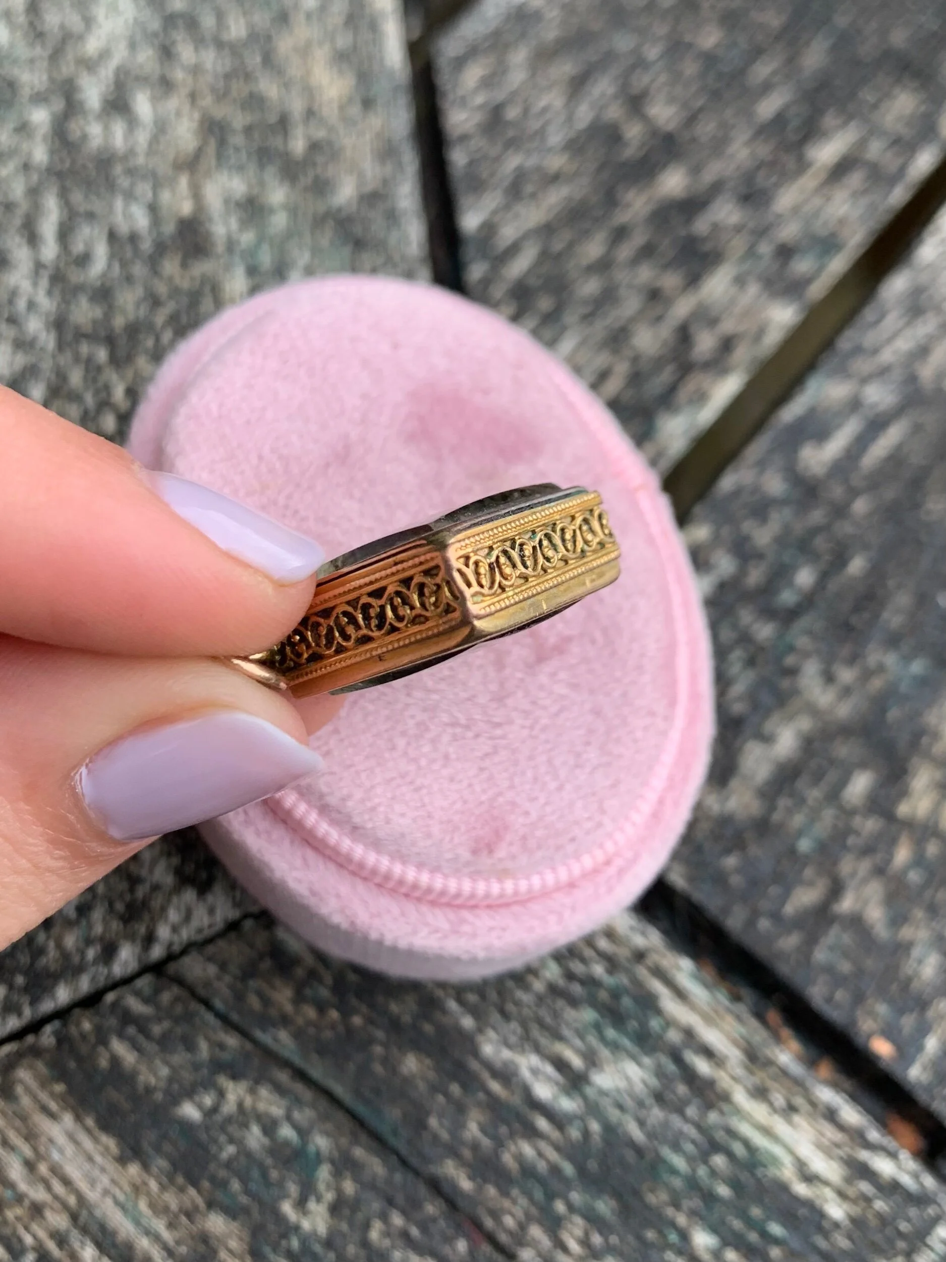 517E26B9-30FA-43AD-A6DF-1C2DF5D3B851