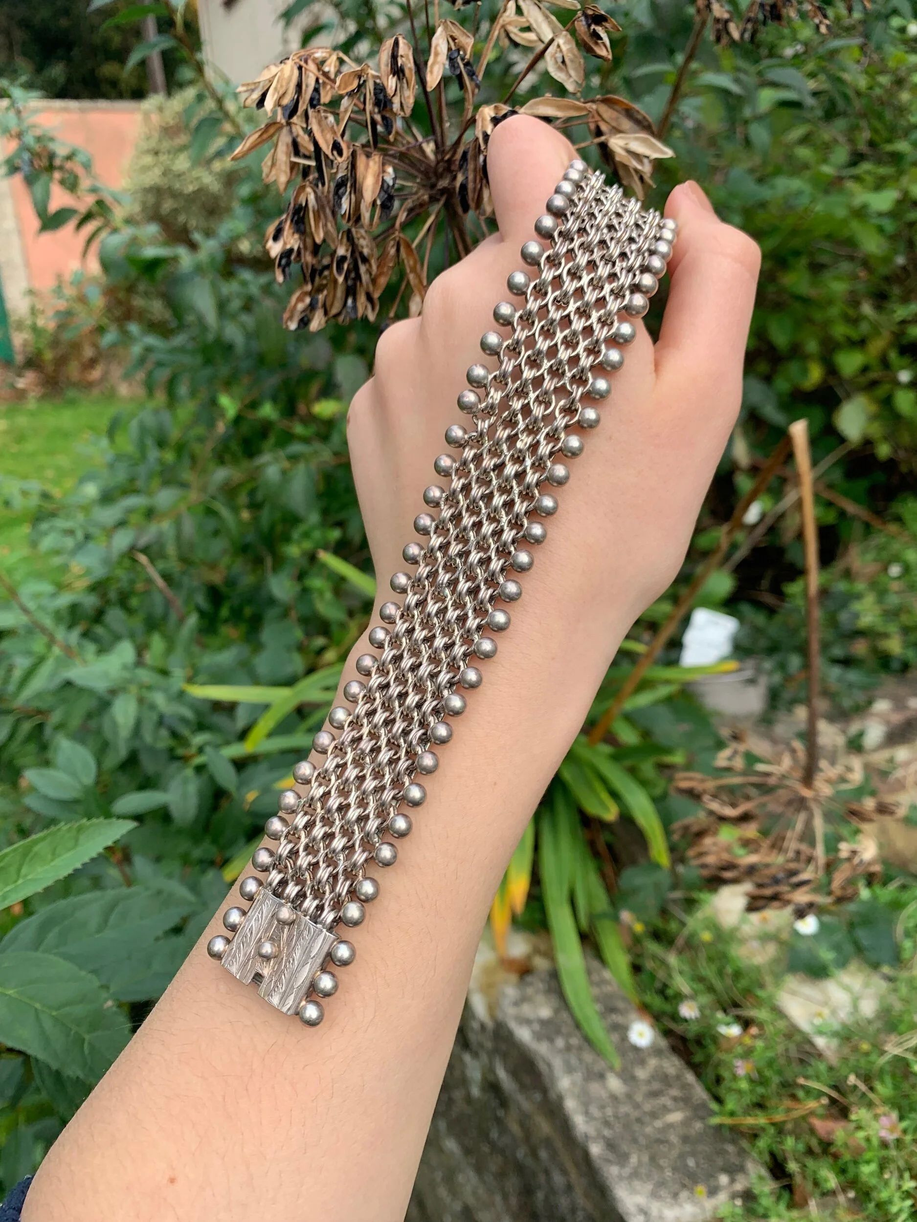 2AB523DF-65A5-4A70-AC8D-800D2D02AE8D