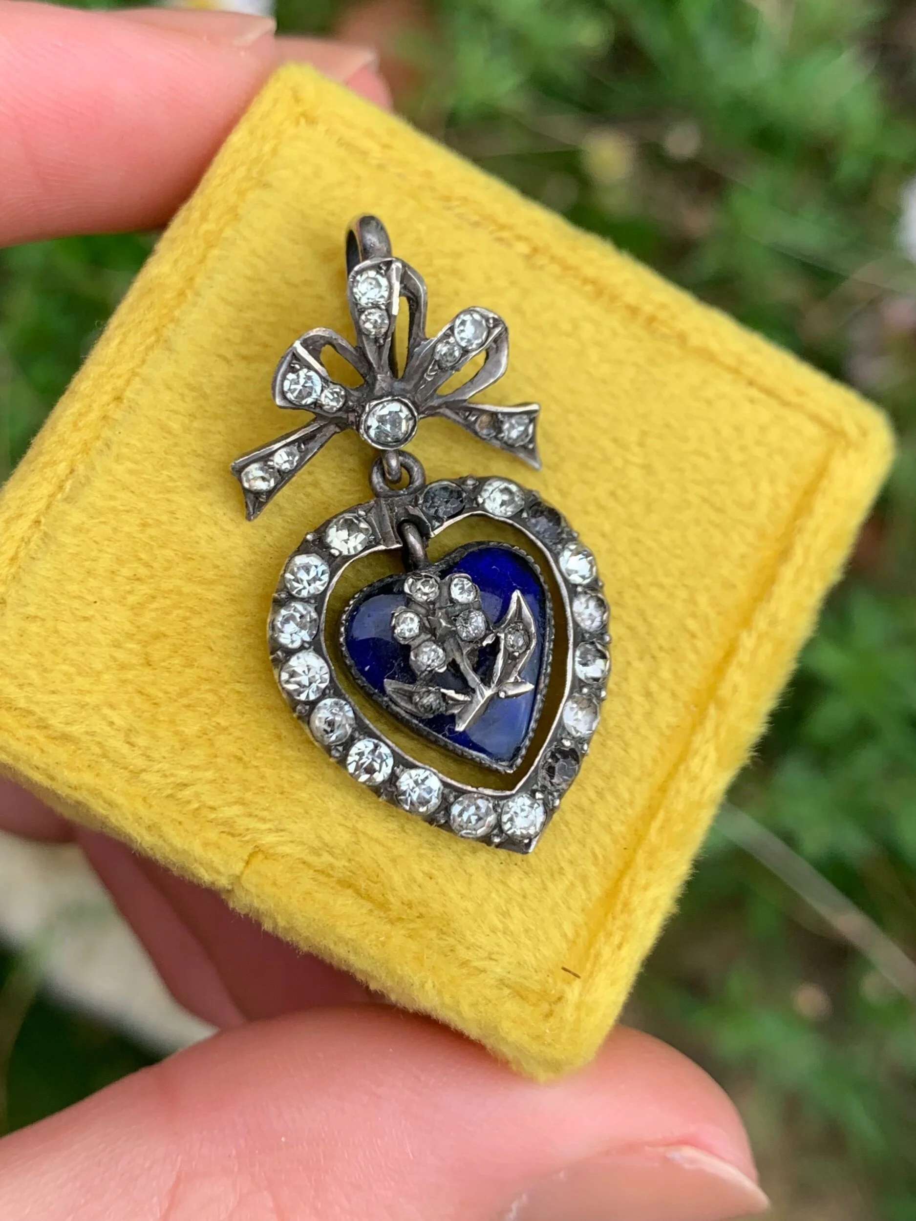 0F678EAE-C505-4134-A99E-008A16B9D6EC