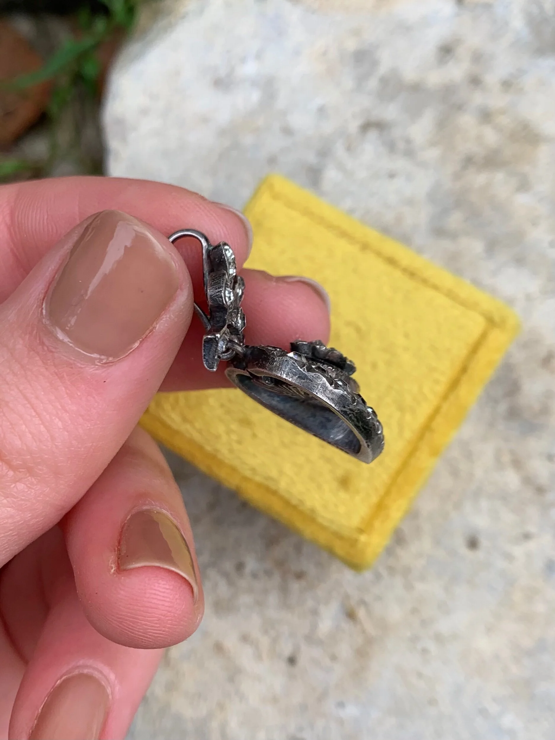 C2E5A145-C5CF-4934-A9C6-436C9B92A39F