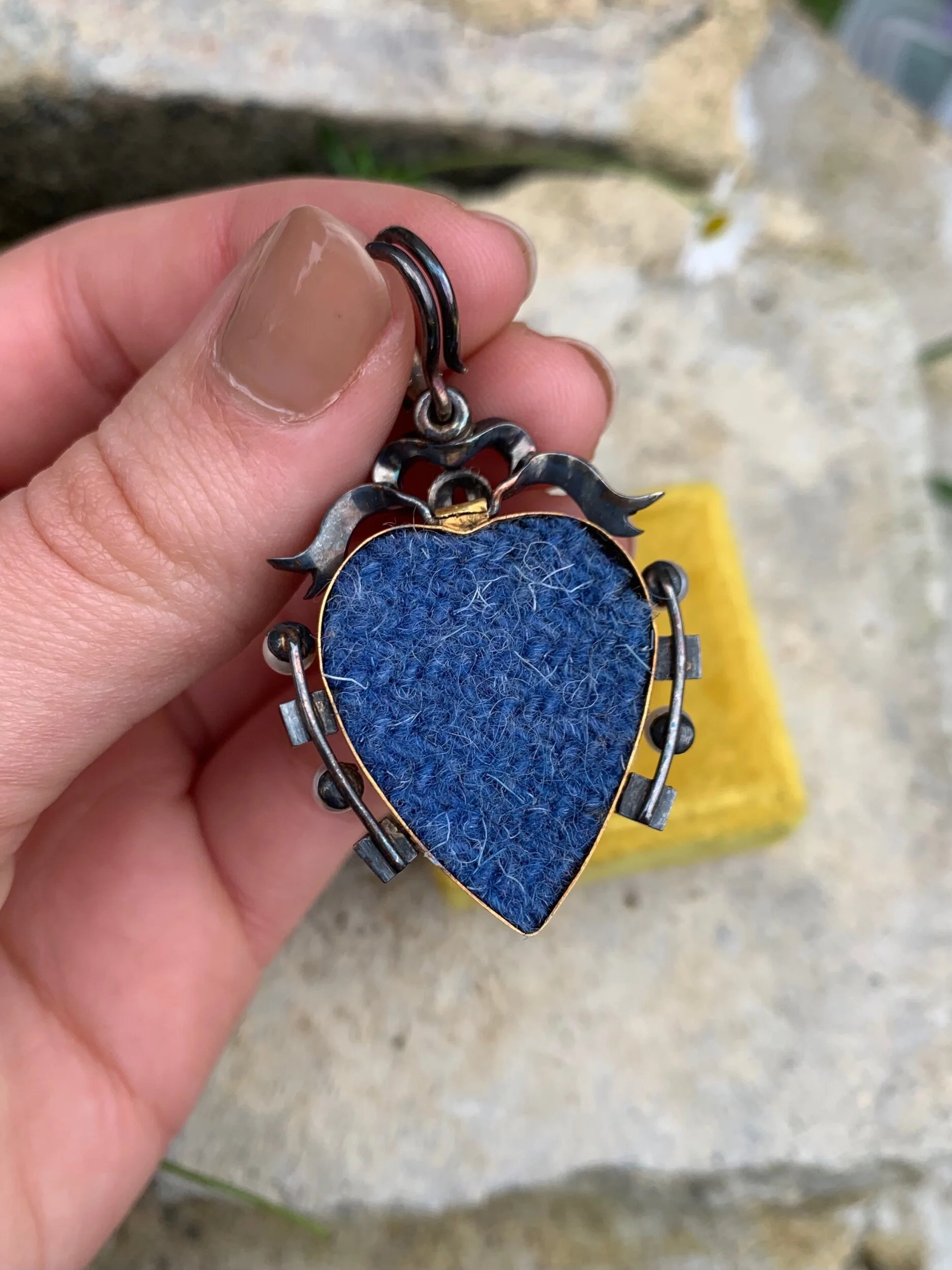 AD446E23-D2D5-496F-B895-A15DC49D6621