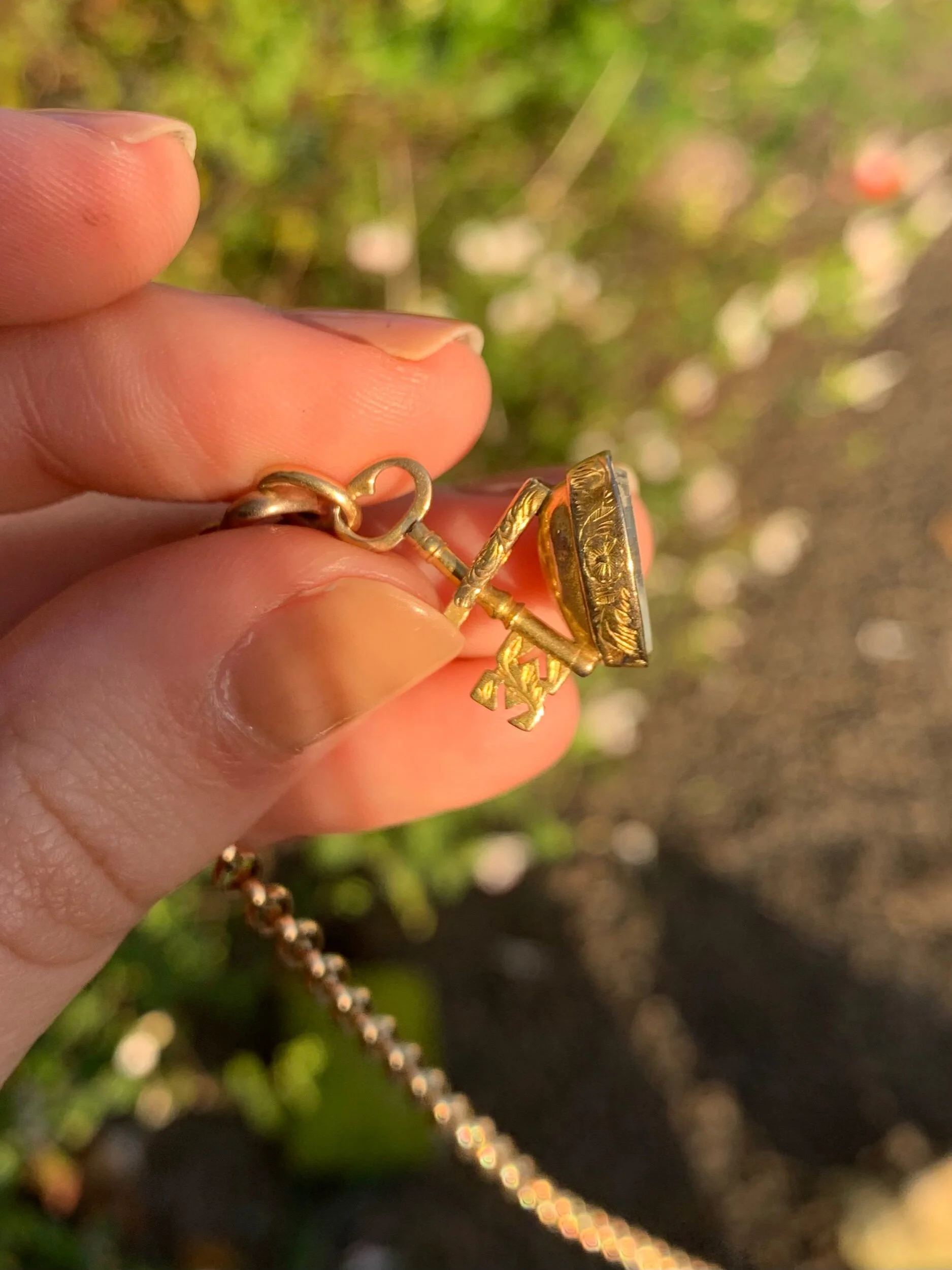 AE736656-D6F8-4869-B41C-DB6A3D697E91