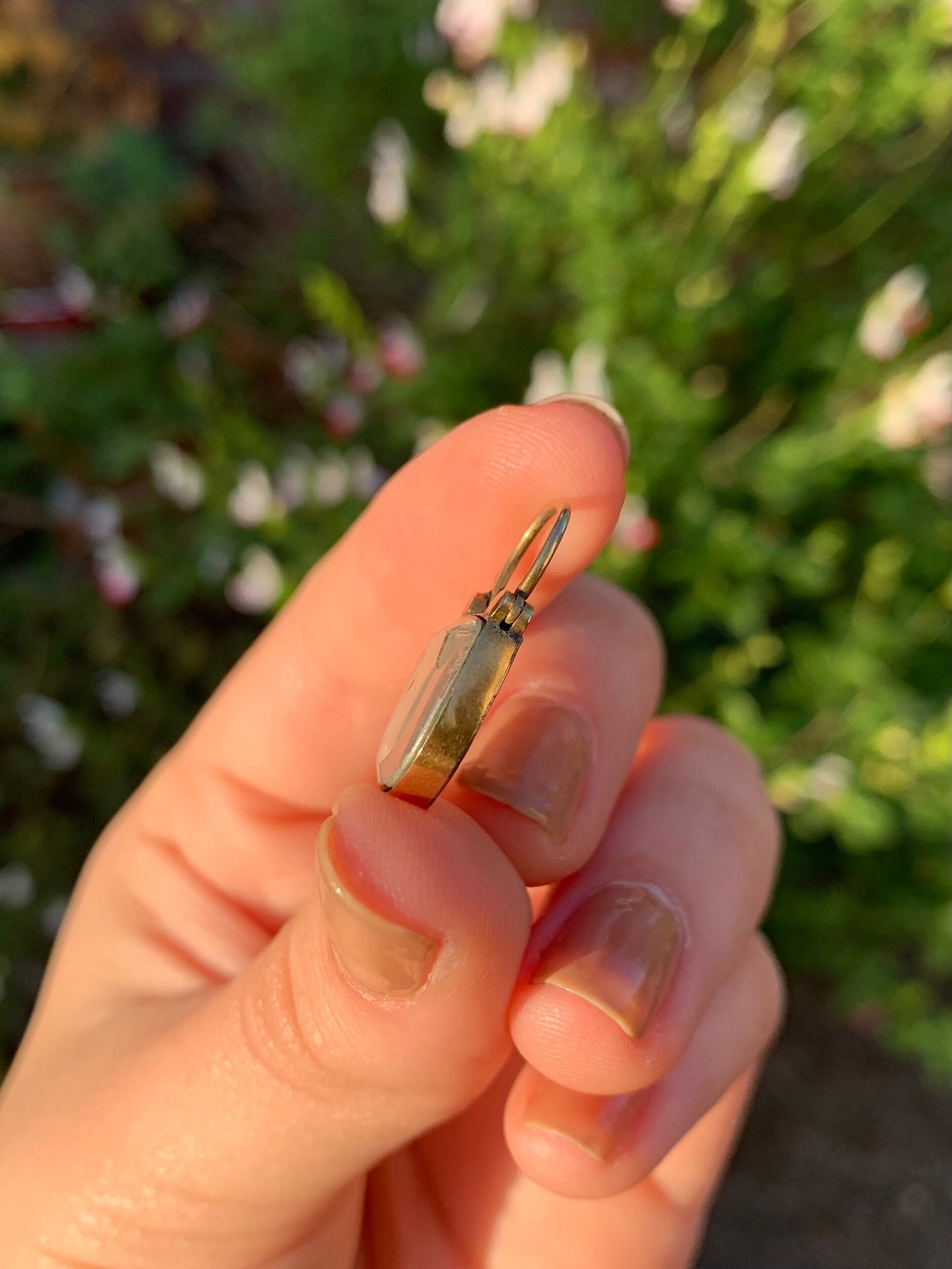 8DCC0536-7A74-4C20-92D5-F3B7901A0C81