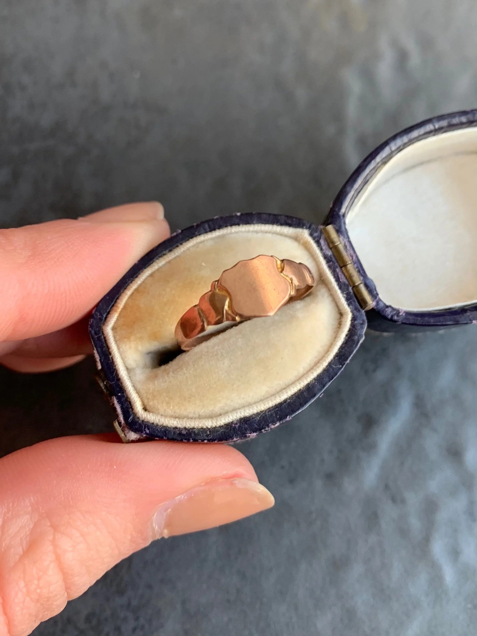 AF27C700-1EAA-404D-9078-ED5A7F2041D4