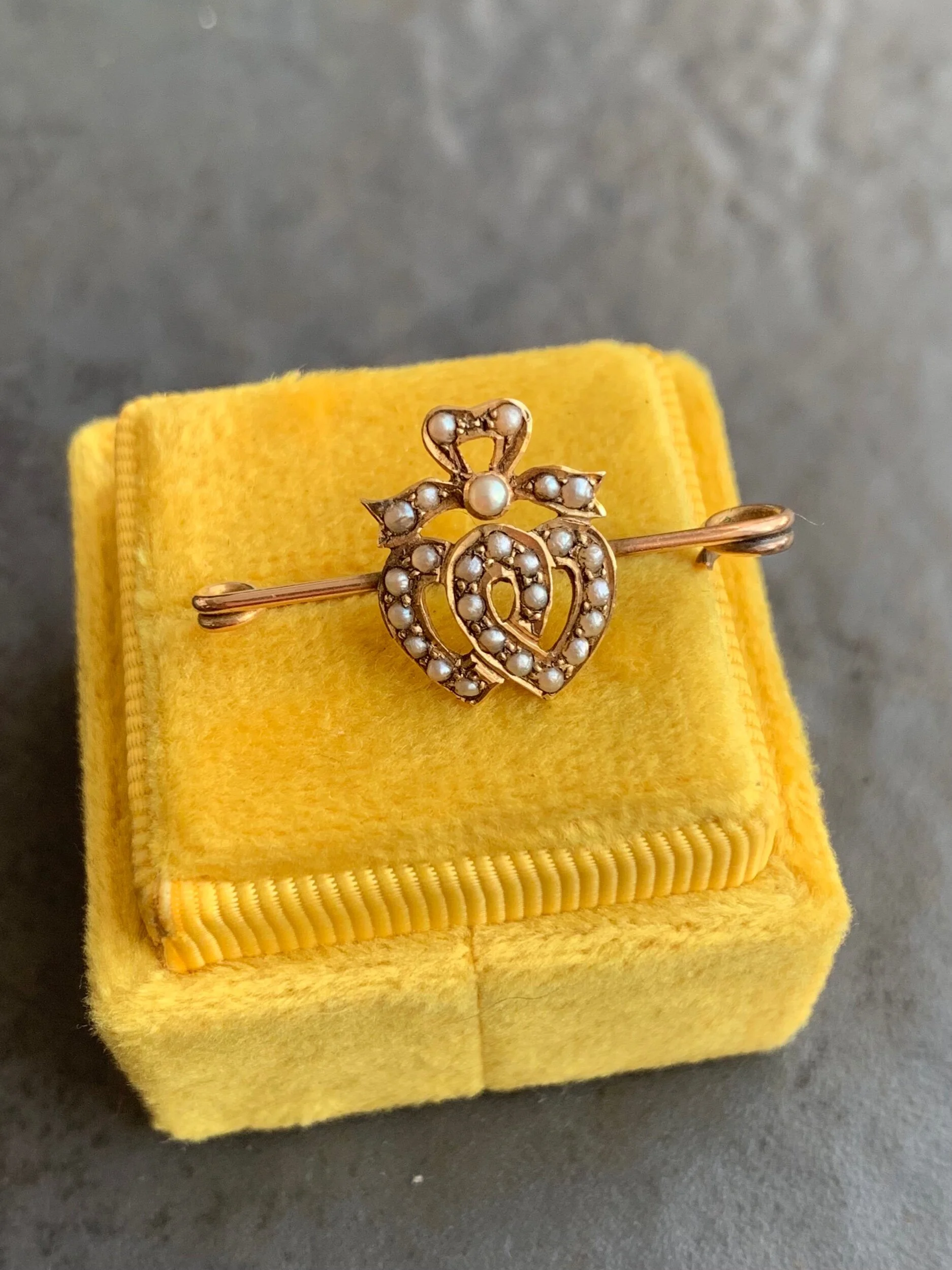 79520C5B-5A9D-4267-BDD3-F1B151BEC4B2