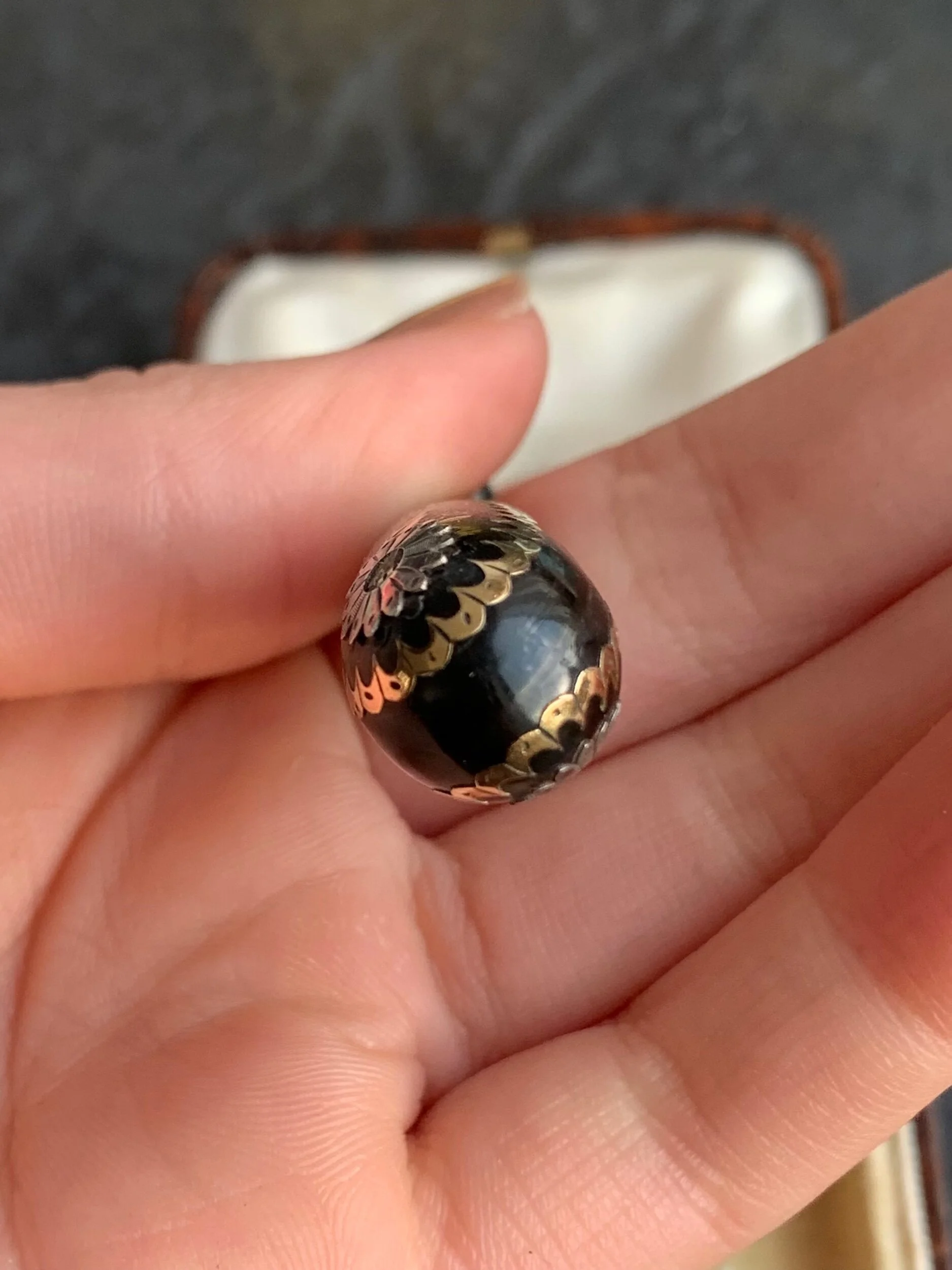 D0709C7C-E559-49B3-8447-6ABD4AC4E6C0