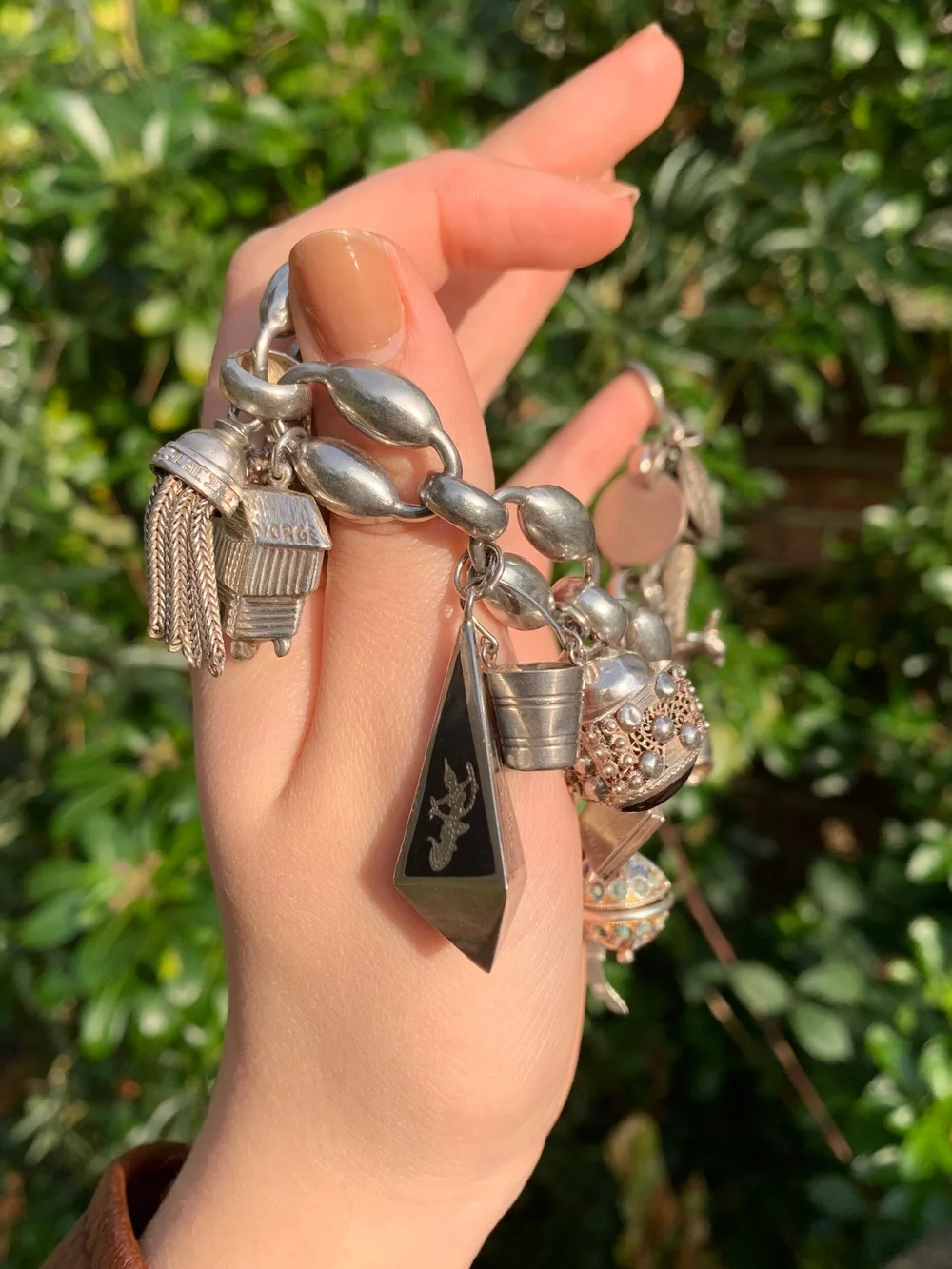 HUGE Vintage sterling silver charm bracelet — Gembank1973