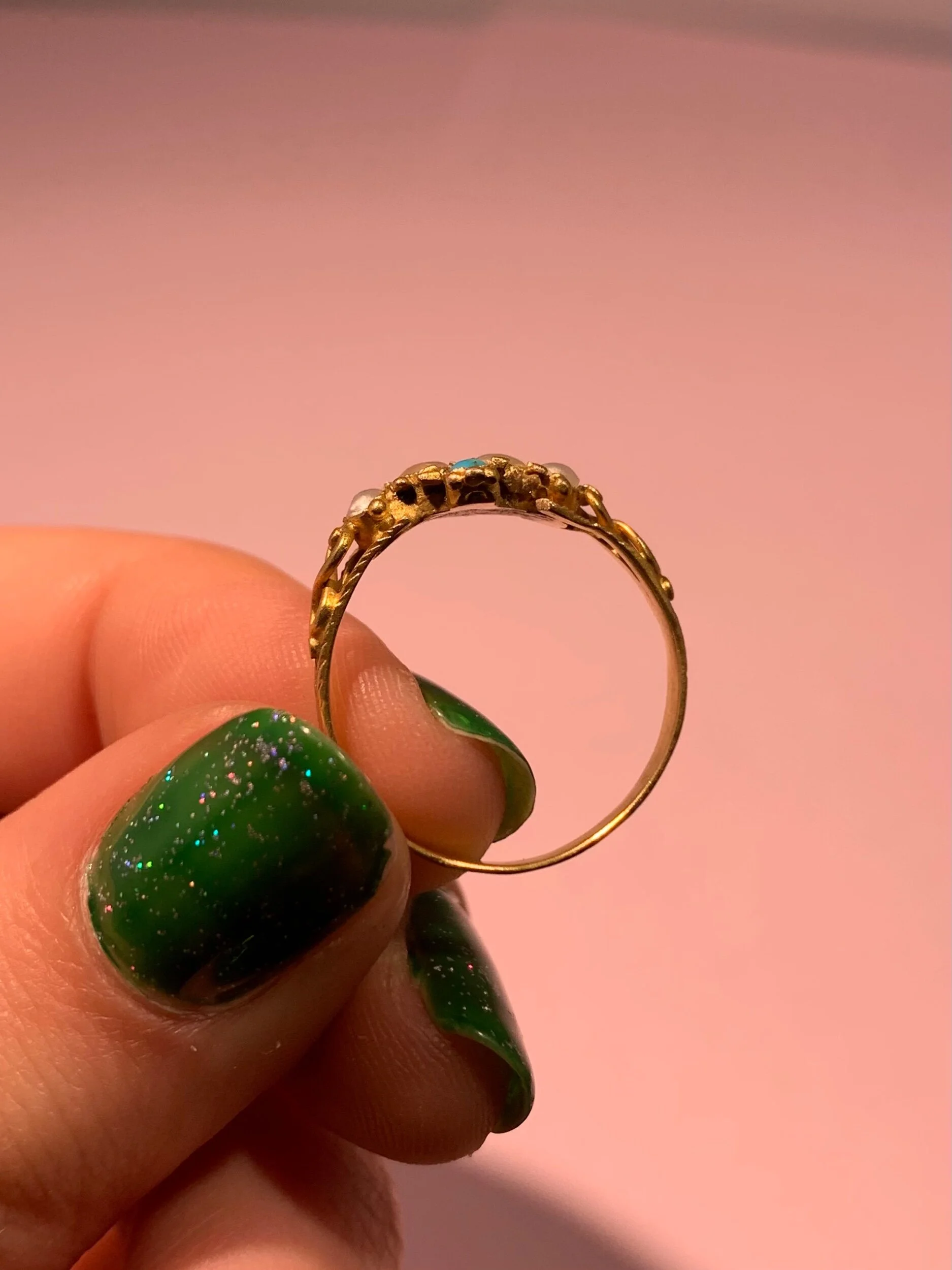 BA65CA73-3EB4-44E1-B351-FE3B00DE8AB2